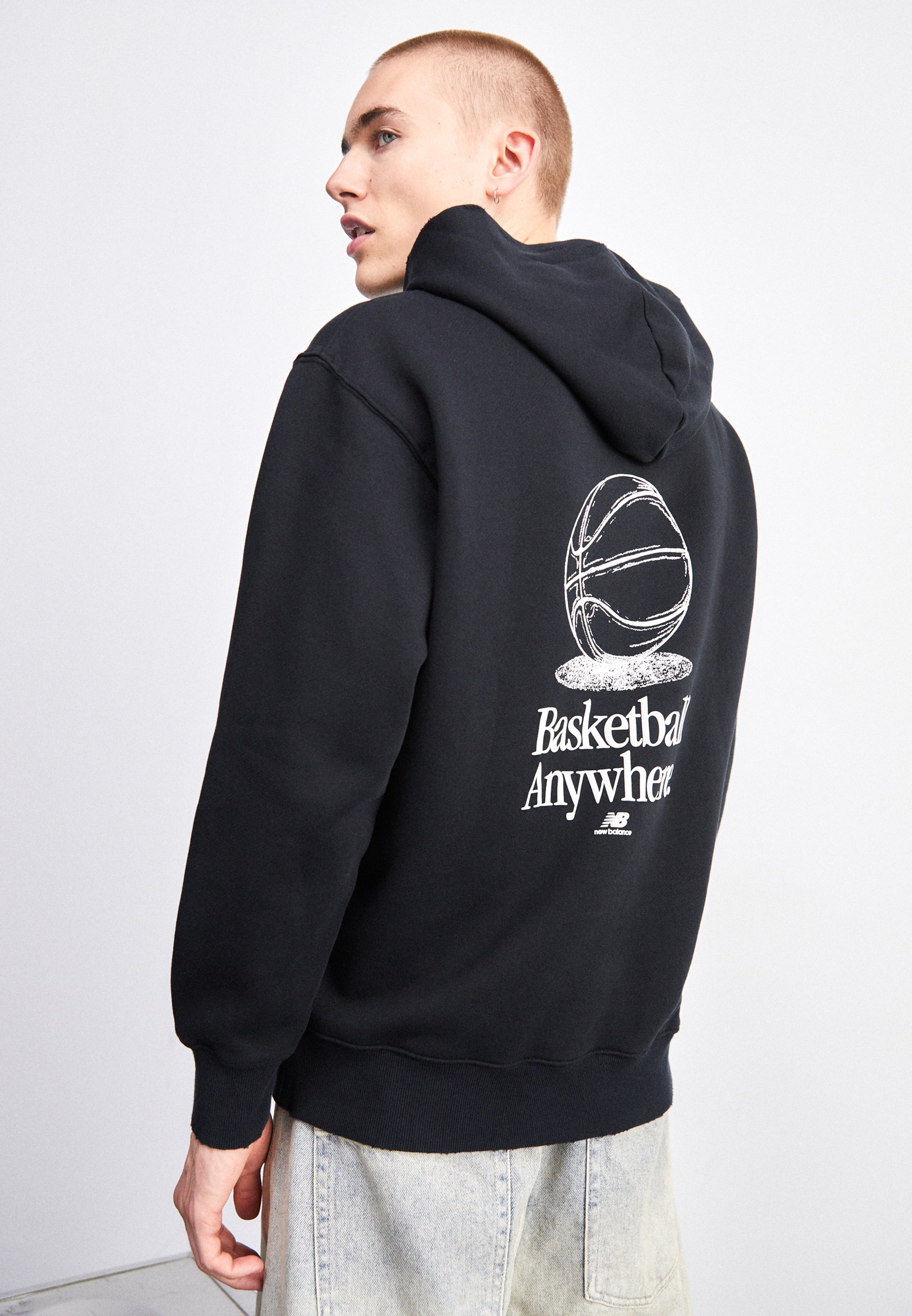 NB HOOPS HOODIE - Sweatshirt - black