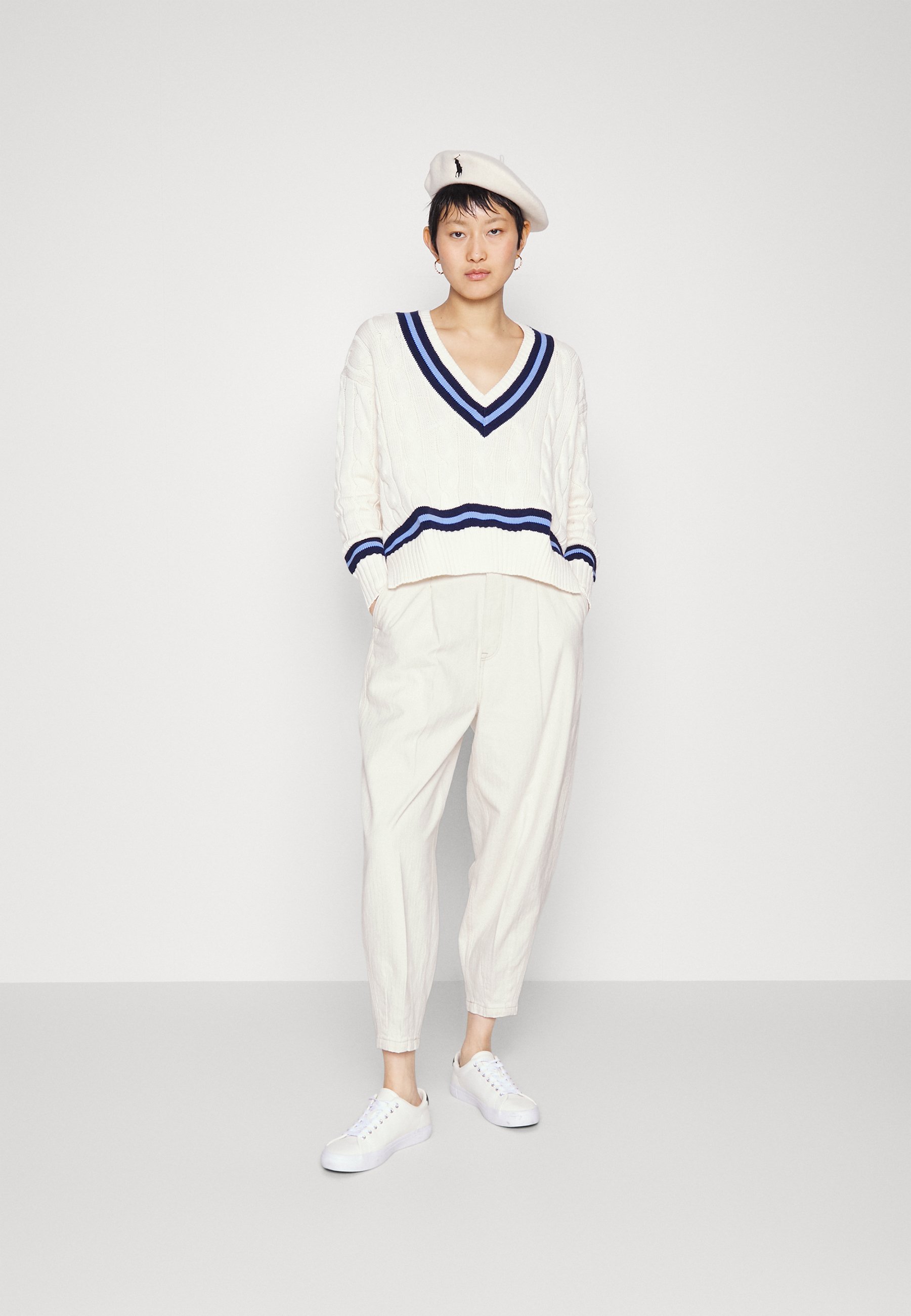 Polo Ralph Lauren CROPPED FLAT FRONT - Tracksuit bottoms - natural/beige