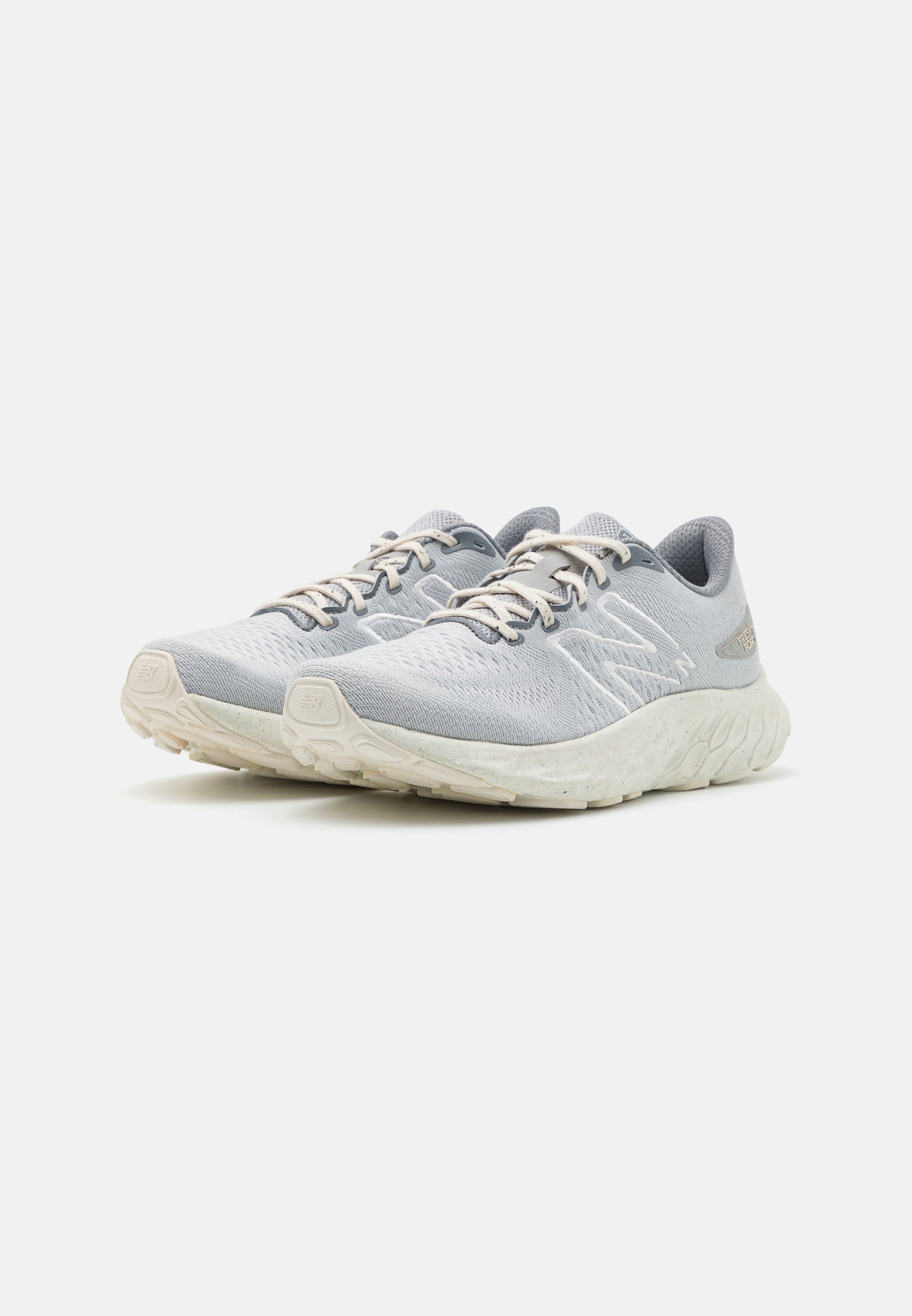 NB FRESH X EVOZ V3 - Neutral running shoes - shadow grey/grey