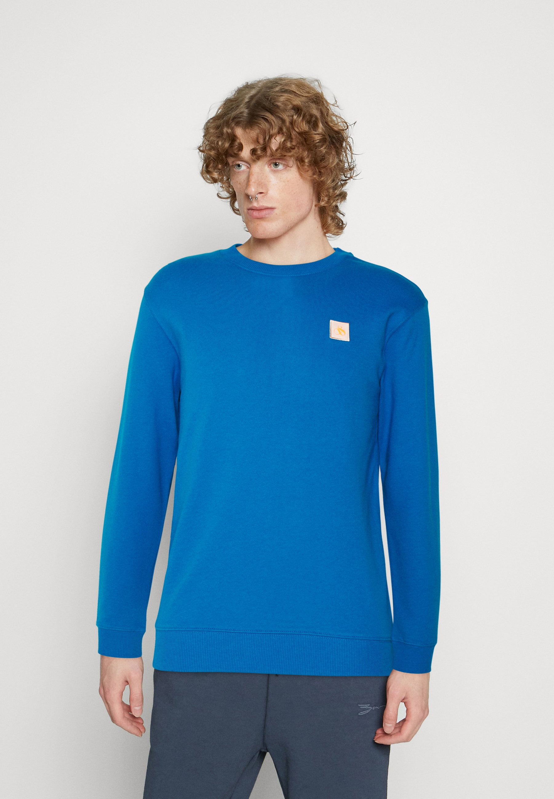 Scotch & Soda CLASSIC ESSENTIAL CREWNECK - Sweatshirt - iris blue/blue