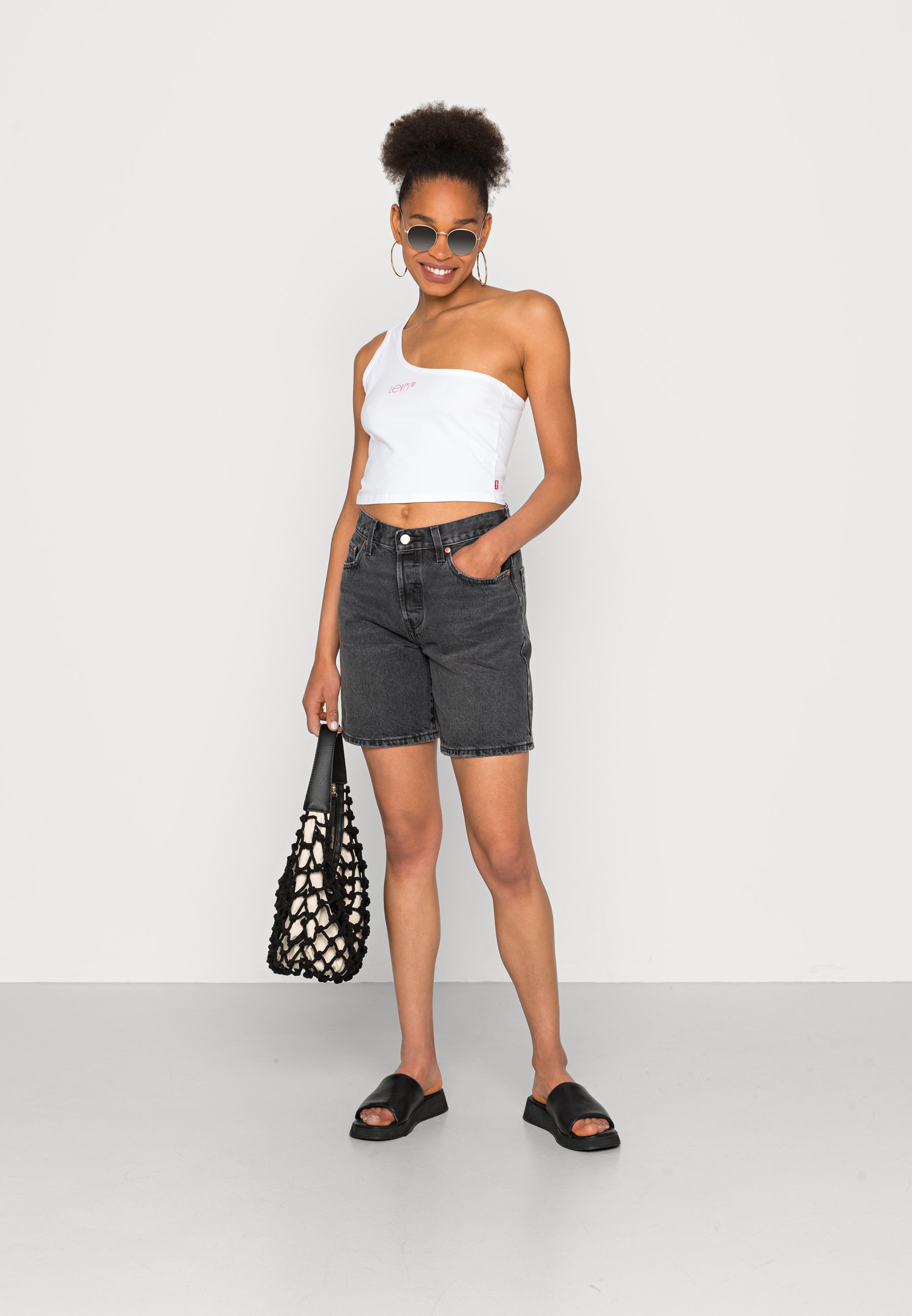 Levi's® GRAPHIC POOL TANK - Top - white