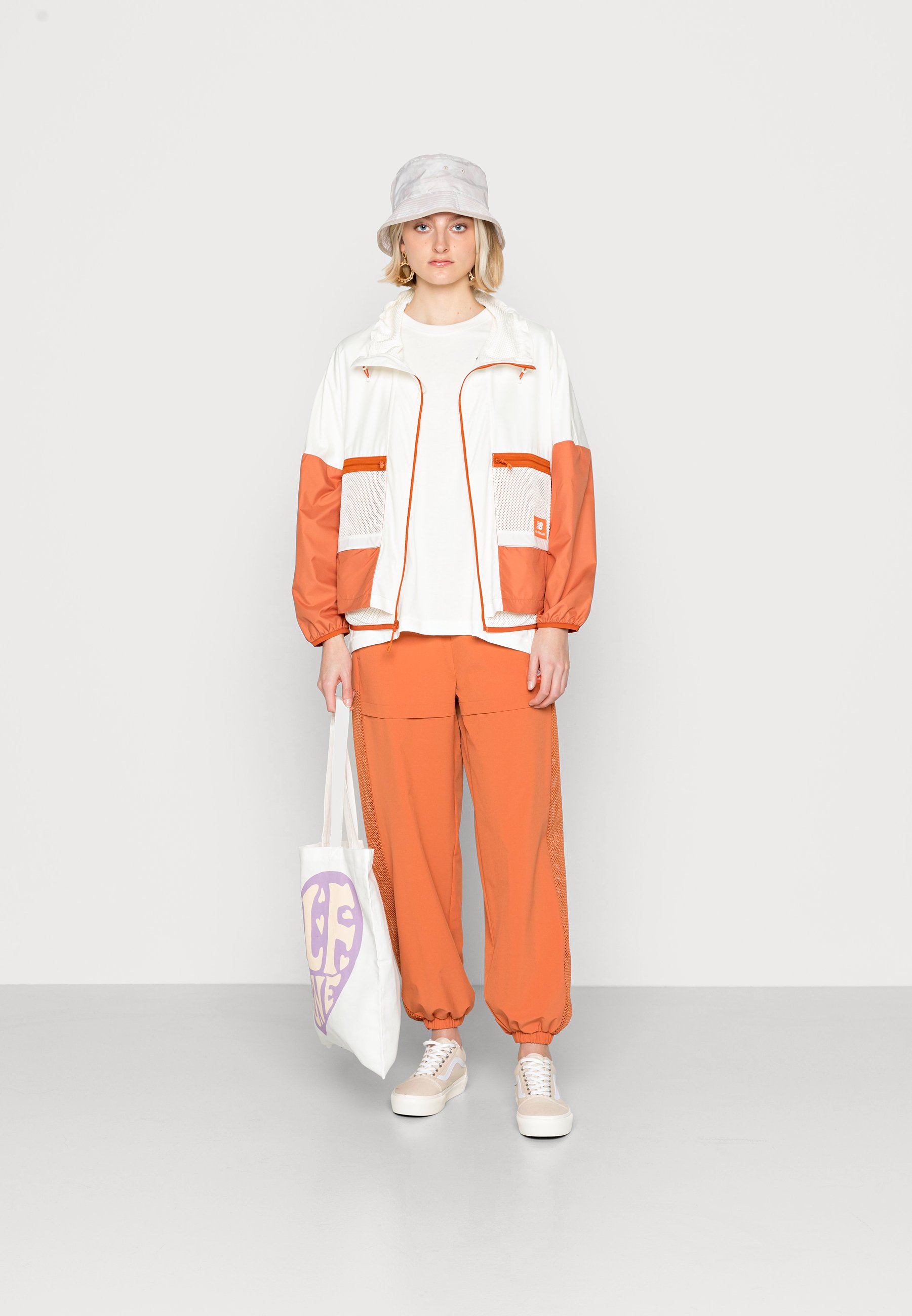 NB ALL TERRAIN BOXY JACKET - Summer jacket - sea salt/white