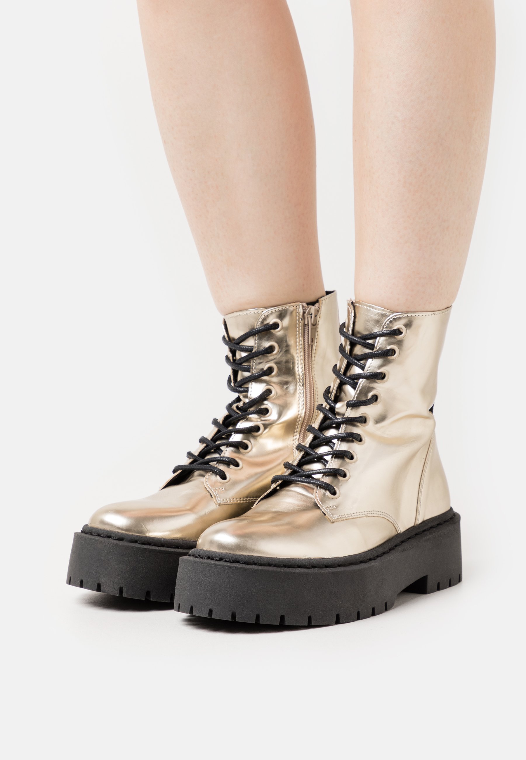 Steve Madden SKYLAR - Platform ankle boots - gold/gold-coloured