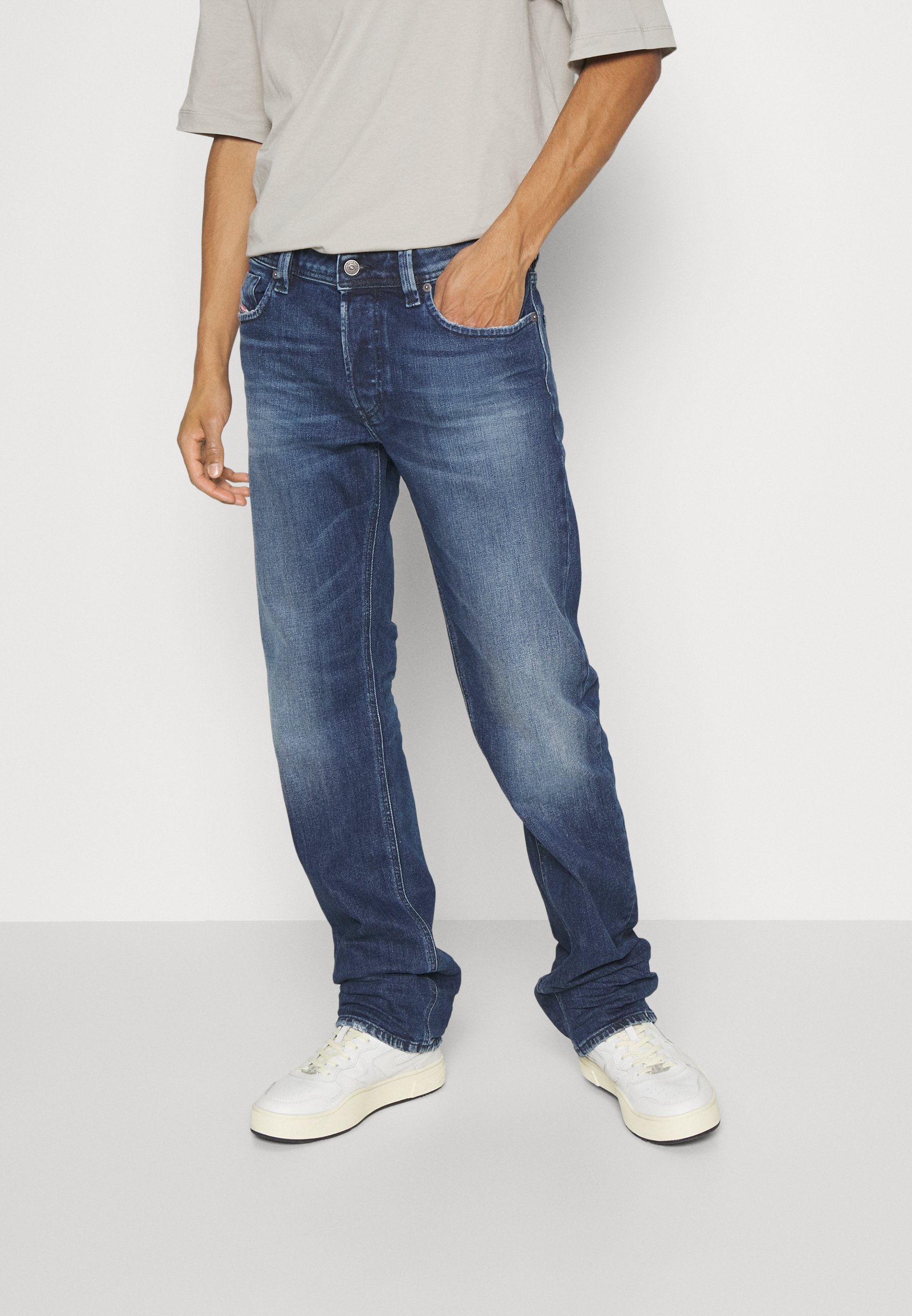 Diesel LARKEE-X - Straight leg jeans - 01/dark-blue denim