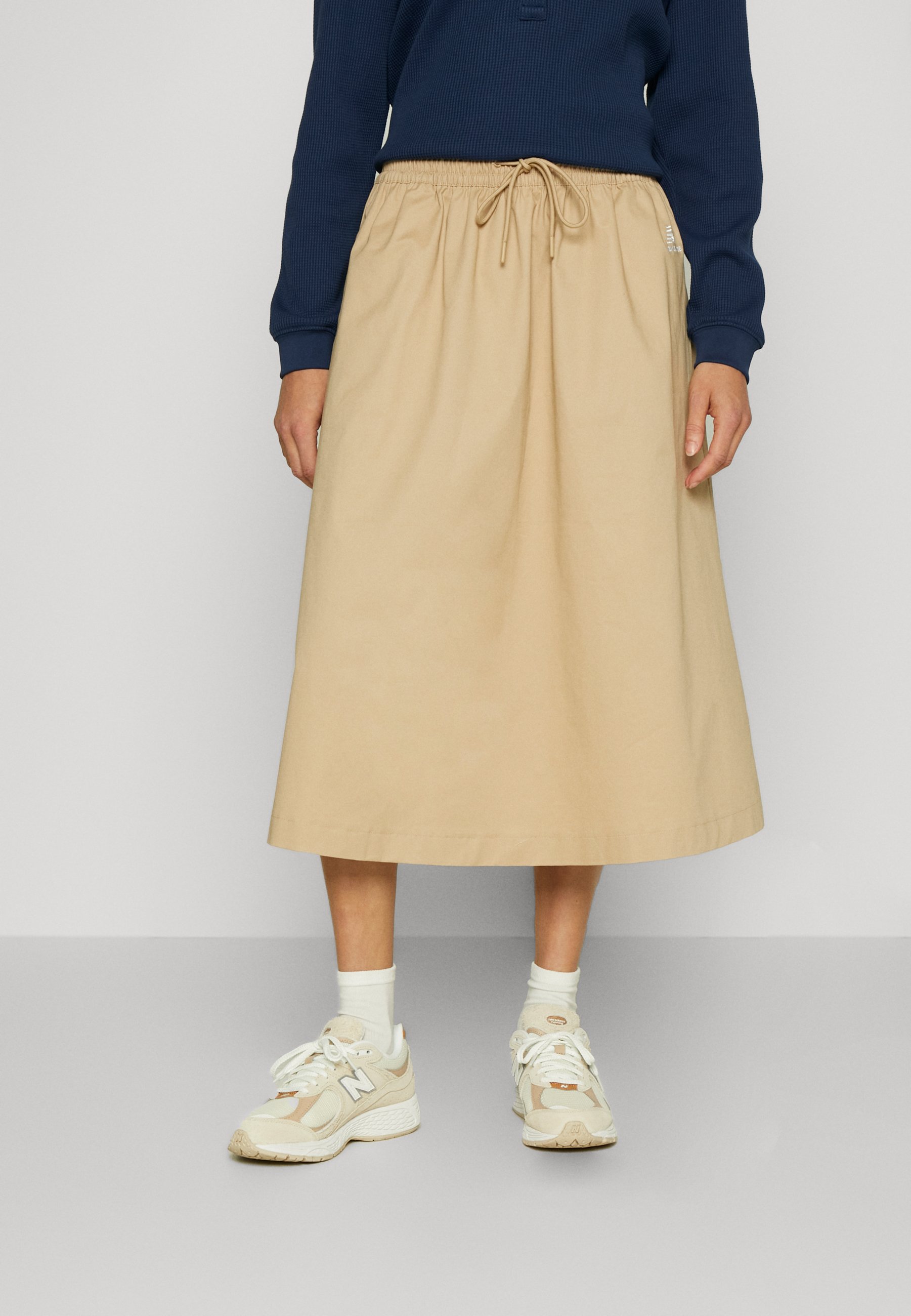 NB ATHLETICS ICONO GRAPHIC SKIRT - A-line skirt - incense/beige