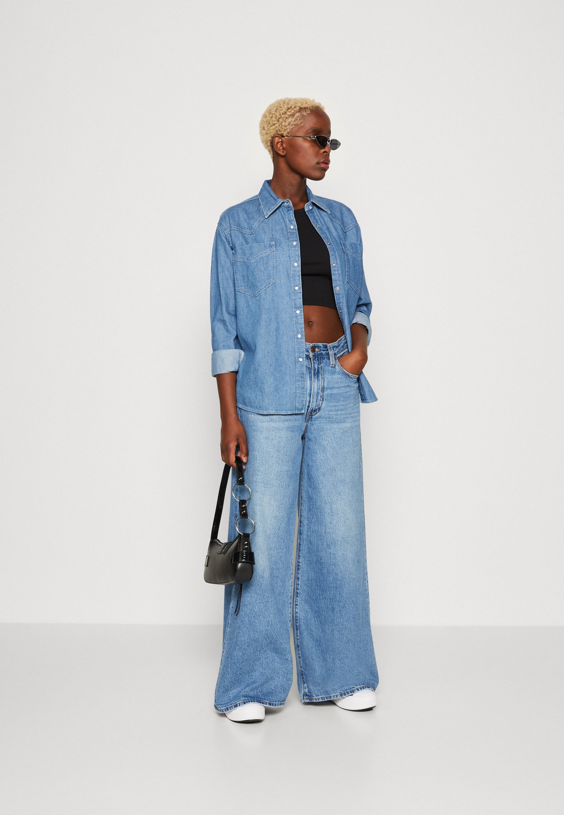 Levi's® DONOVAN WESTERN - Button-down blouse - long journey/light-blue denim