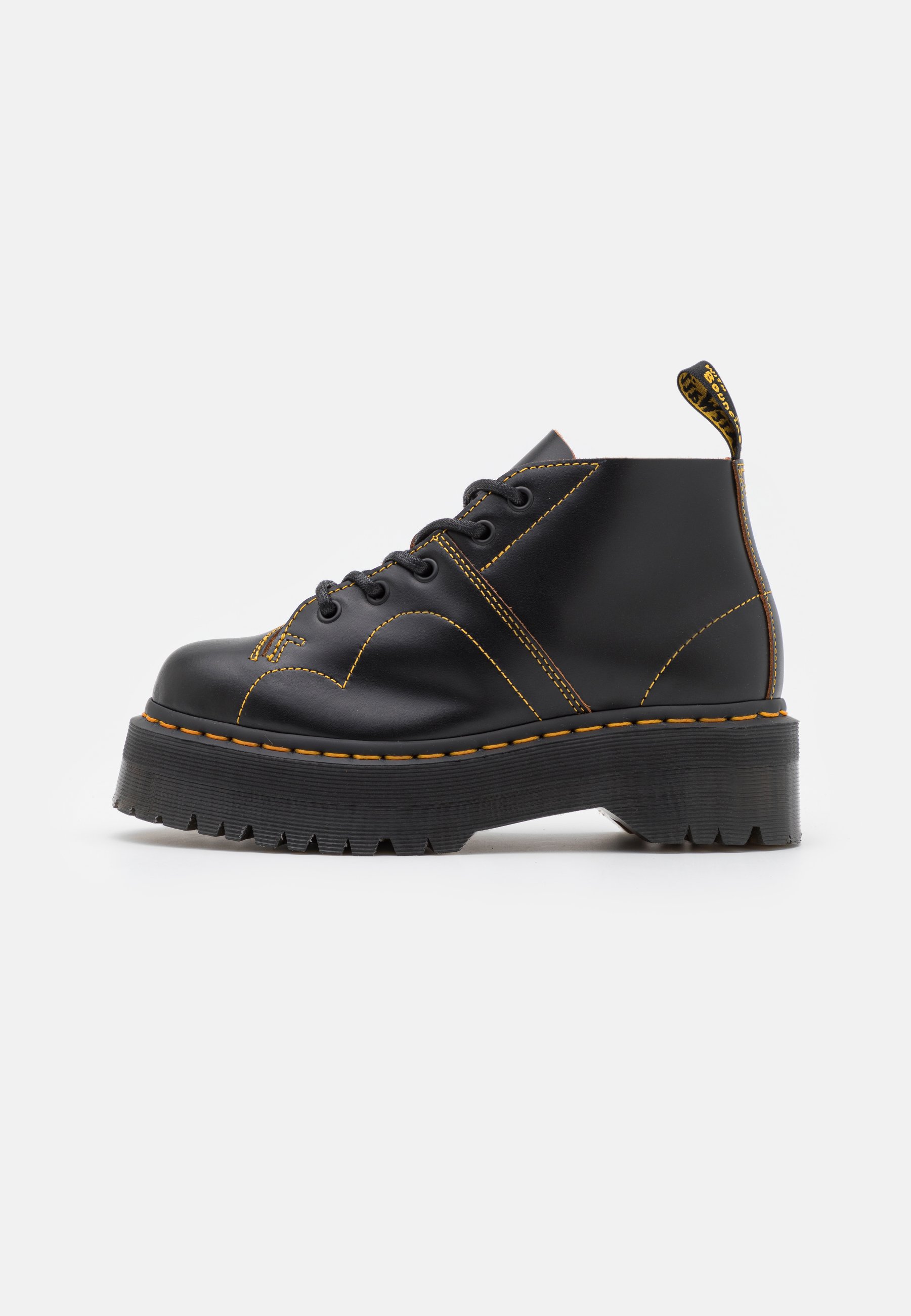 Dr. Martens CHURCH QUAD UNISEX - Ankle boots - black vintage smooth/black