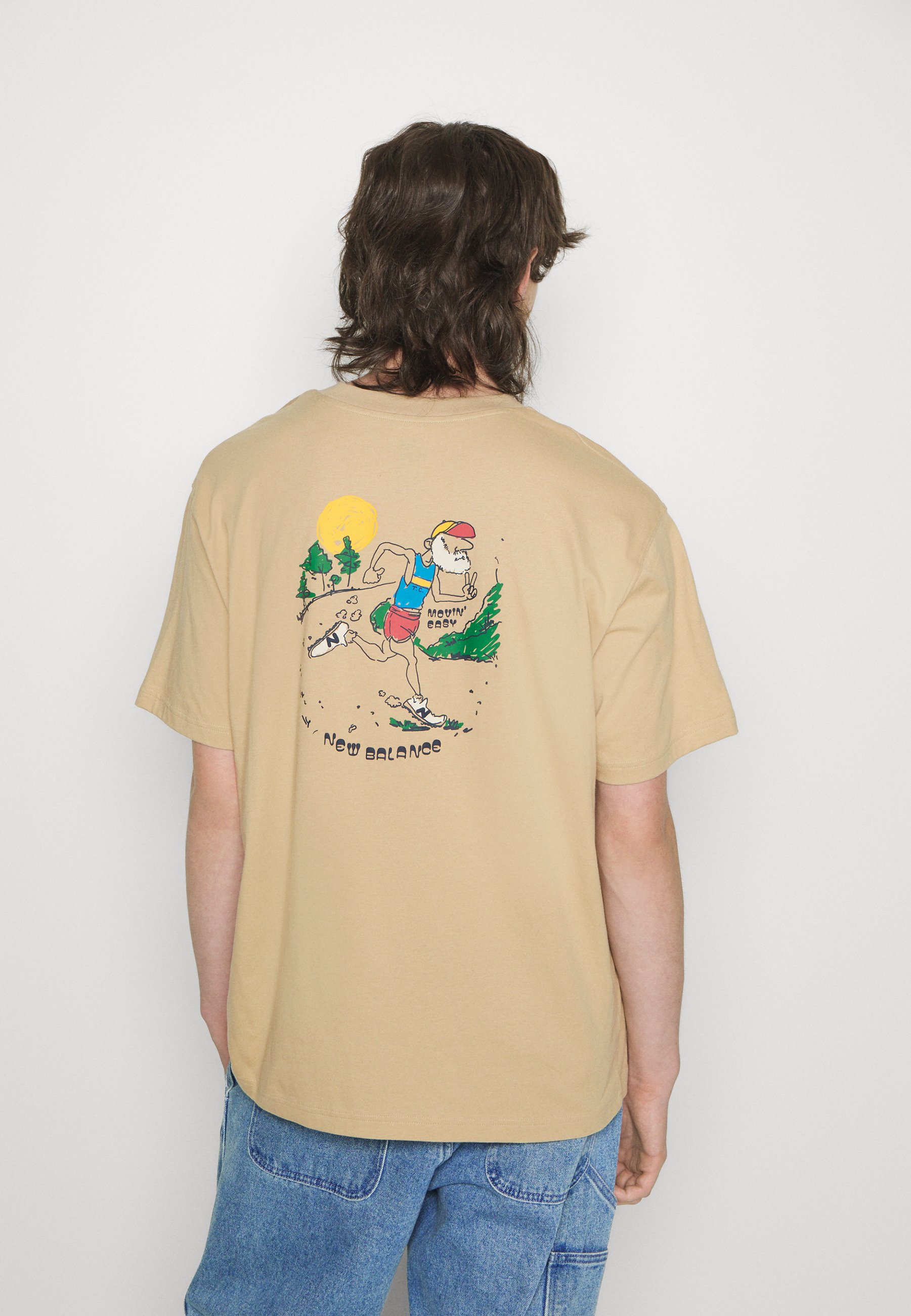 NB MOVIN EASY CARTOON  - Print T-shirt - beige