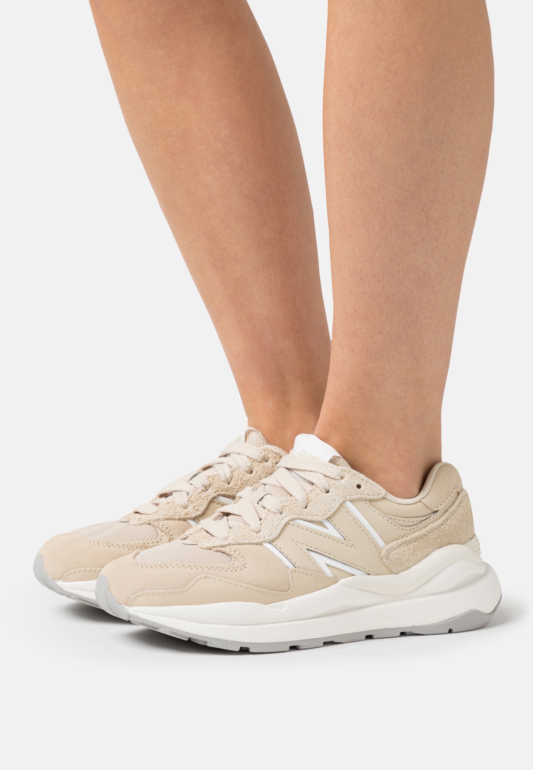 NB W5740 - Trainers - sandstone/sand
