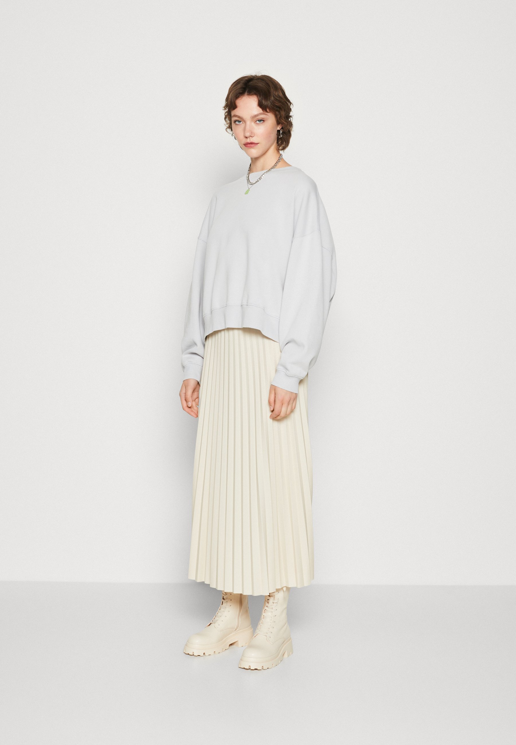 ONLY ONLNEWMELISA PLISSE SKIRT - Pleated skirt - sandshell/beige