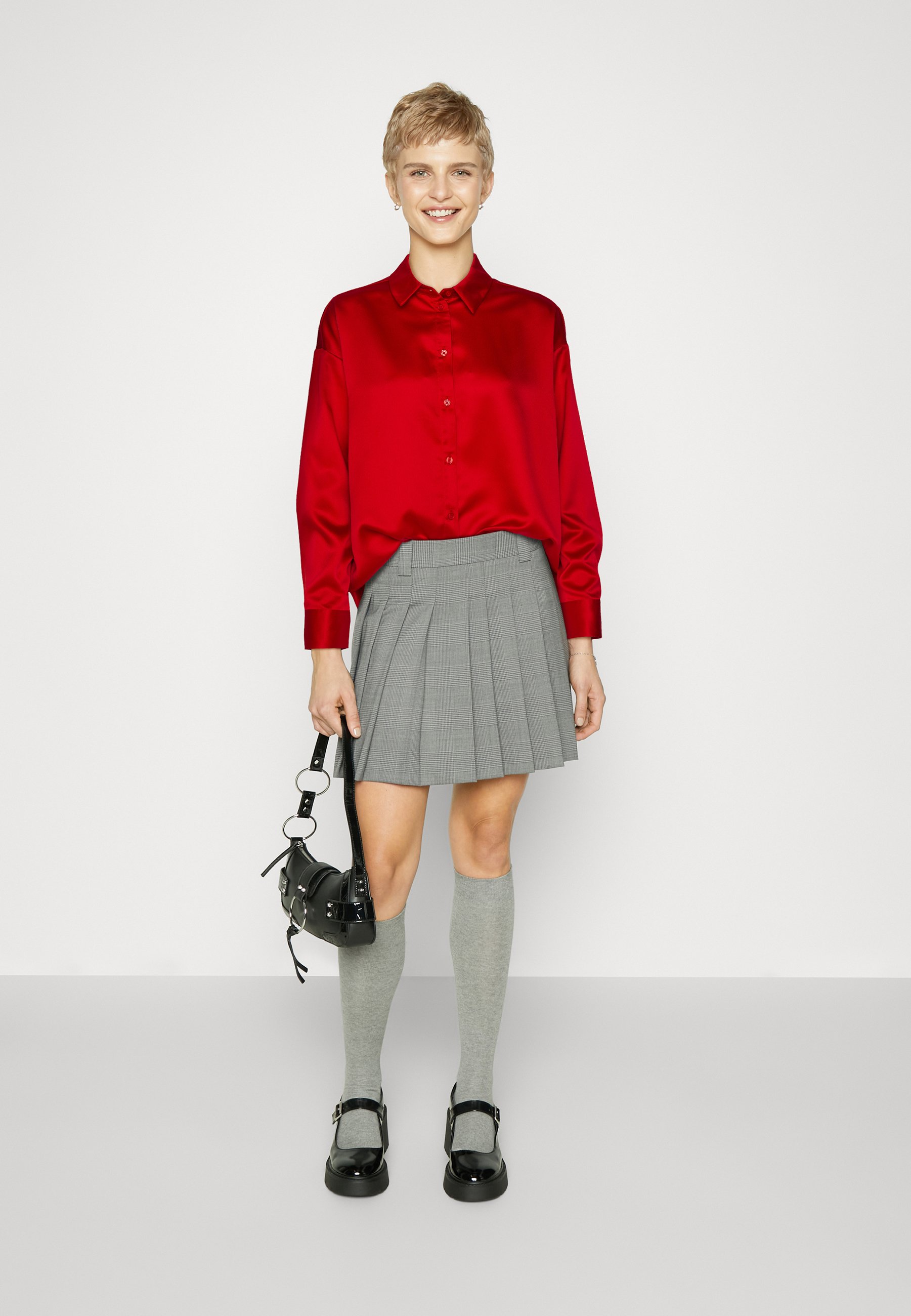 Vero Moda VMMERLE  - Button-down blouse - pompeian red/red