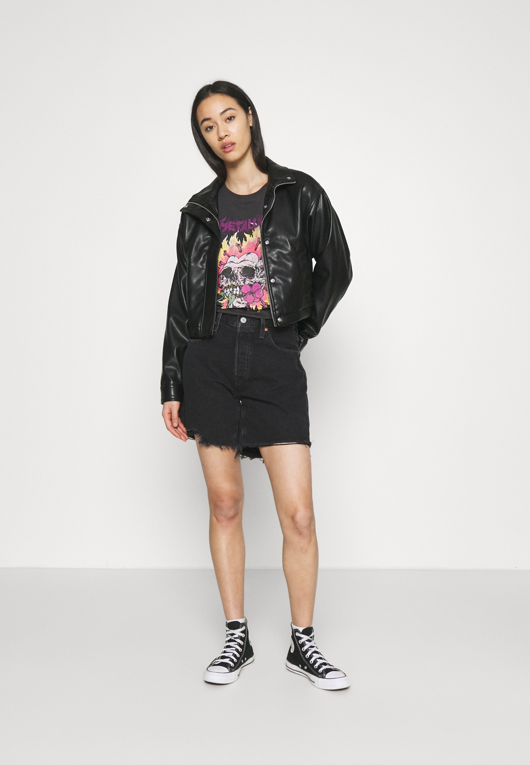 Levi's® 501® MID THIGH SHORTS - Denim shorts - lunar black/black denim