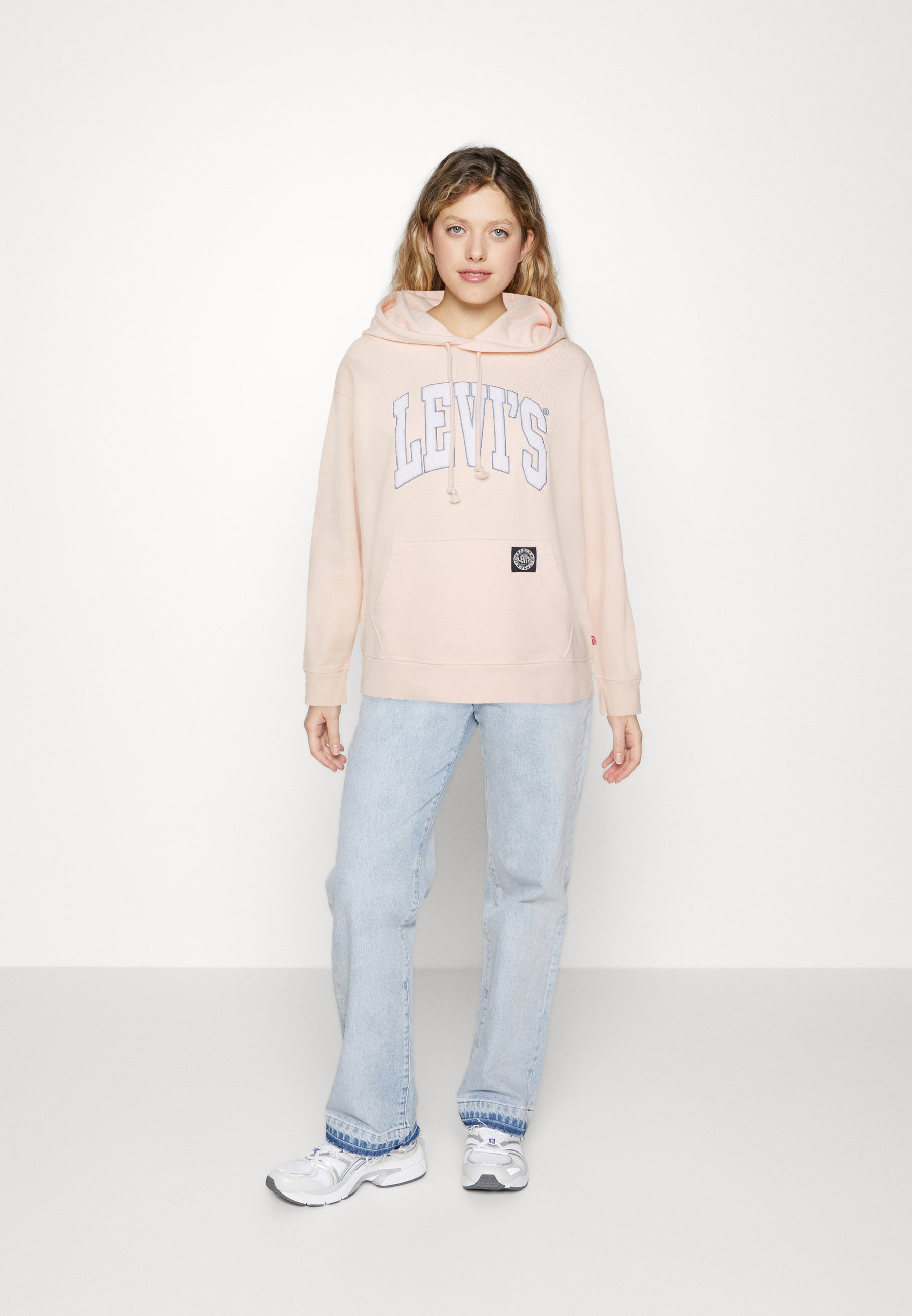 Levi's® GRAPHIC STANDARD - Hoodie - light pink/pink