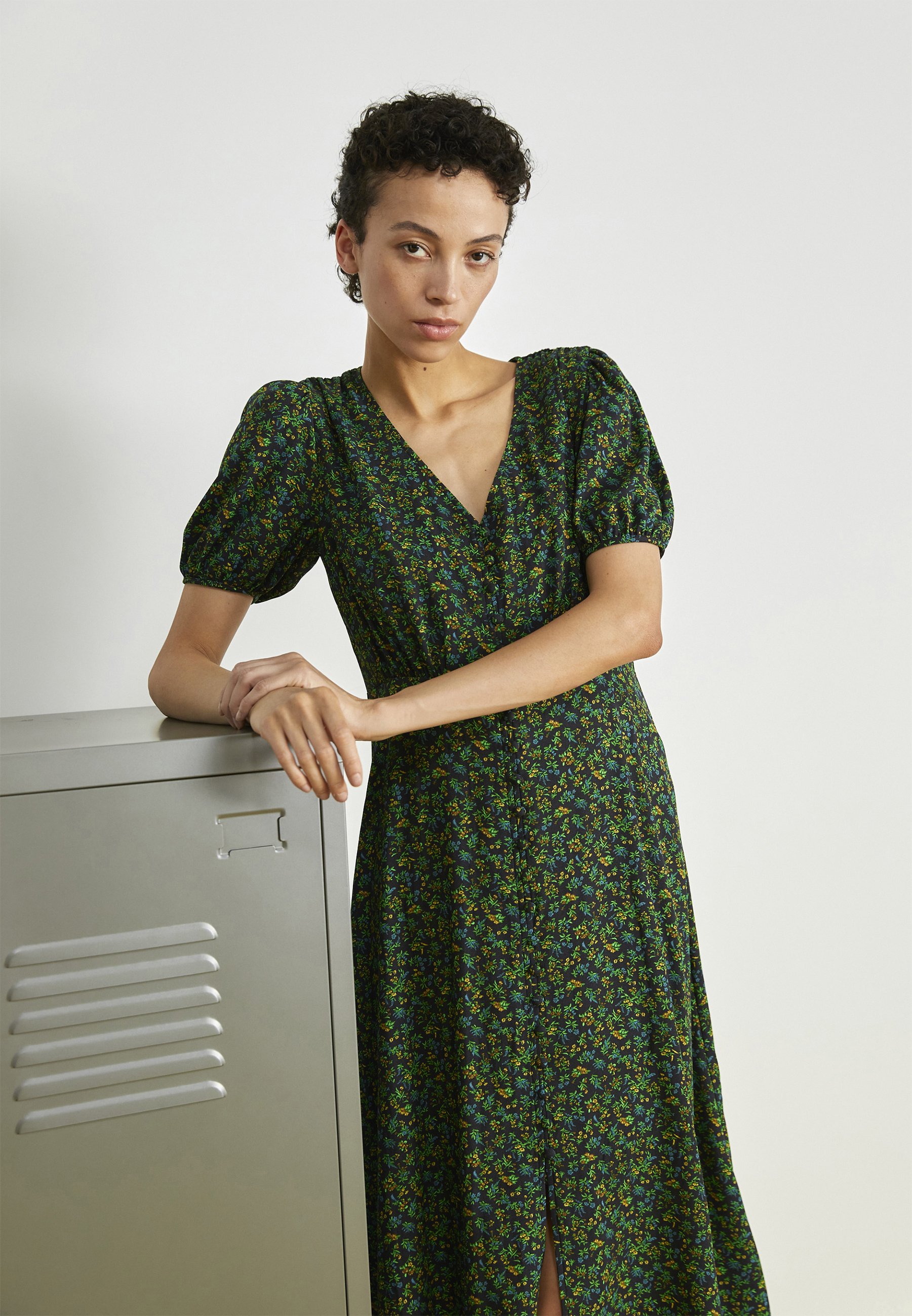 Levi's® BRESLIN MIDI DRESS - Day dress - multi-coloured
