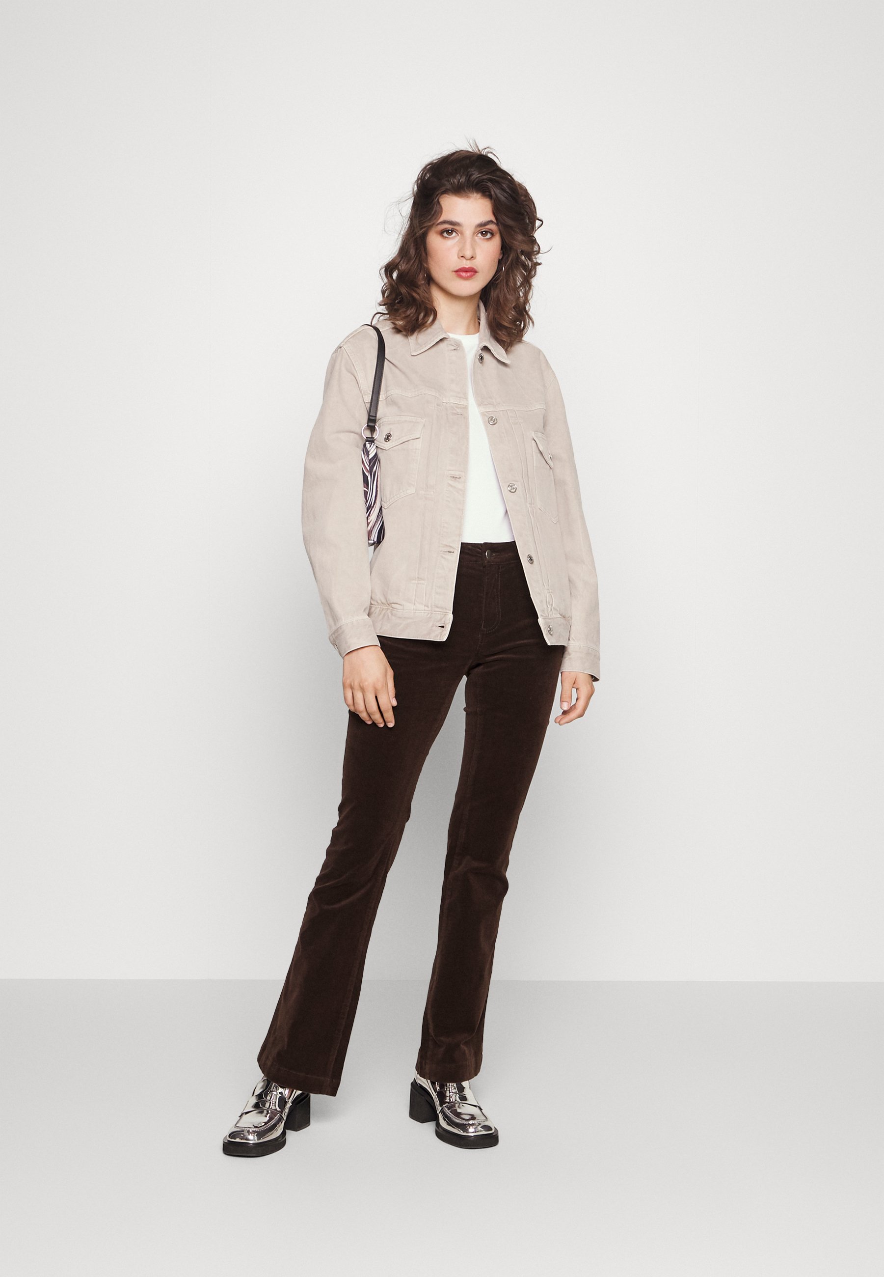 Vero Moda VMPEACHY - Trousers - coffee bean/dark brown