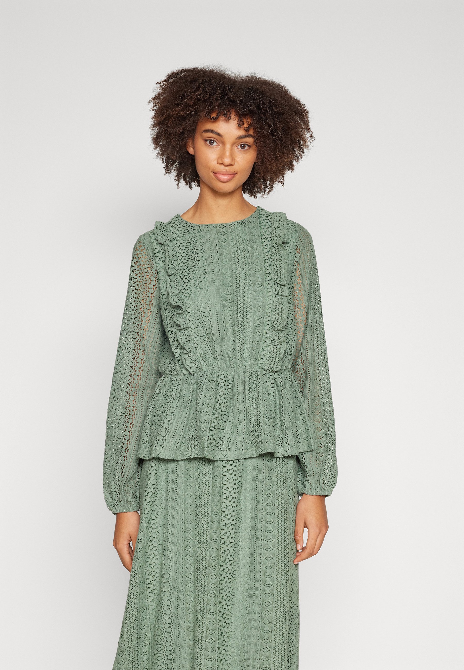 Vero Moda VMHONEY - Blouse - laurel wreath/green