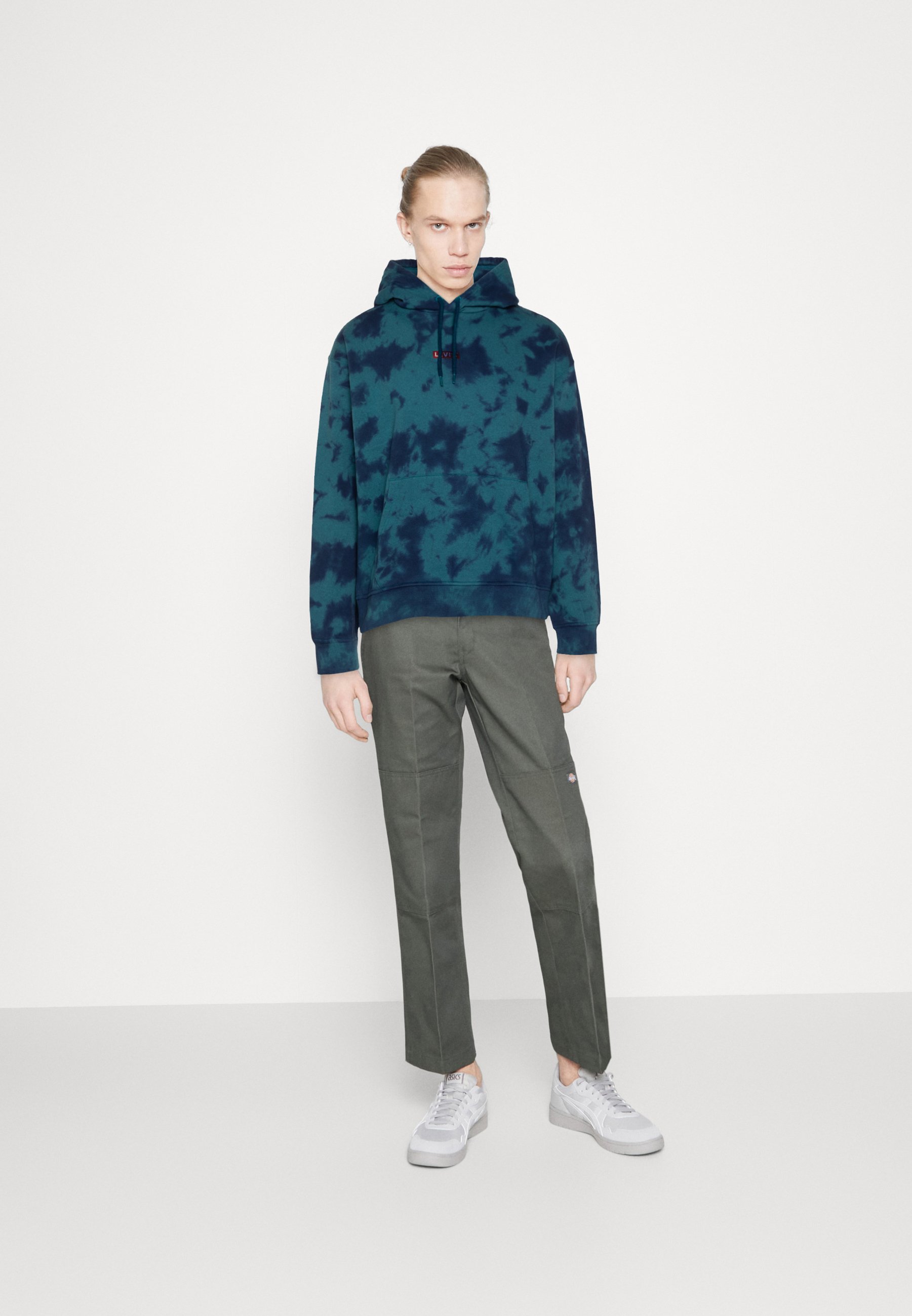 Levi's® RELAXED BABY TAB HOODIE - Sweatshirt - foggy finish ocean/turquoise
