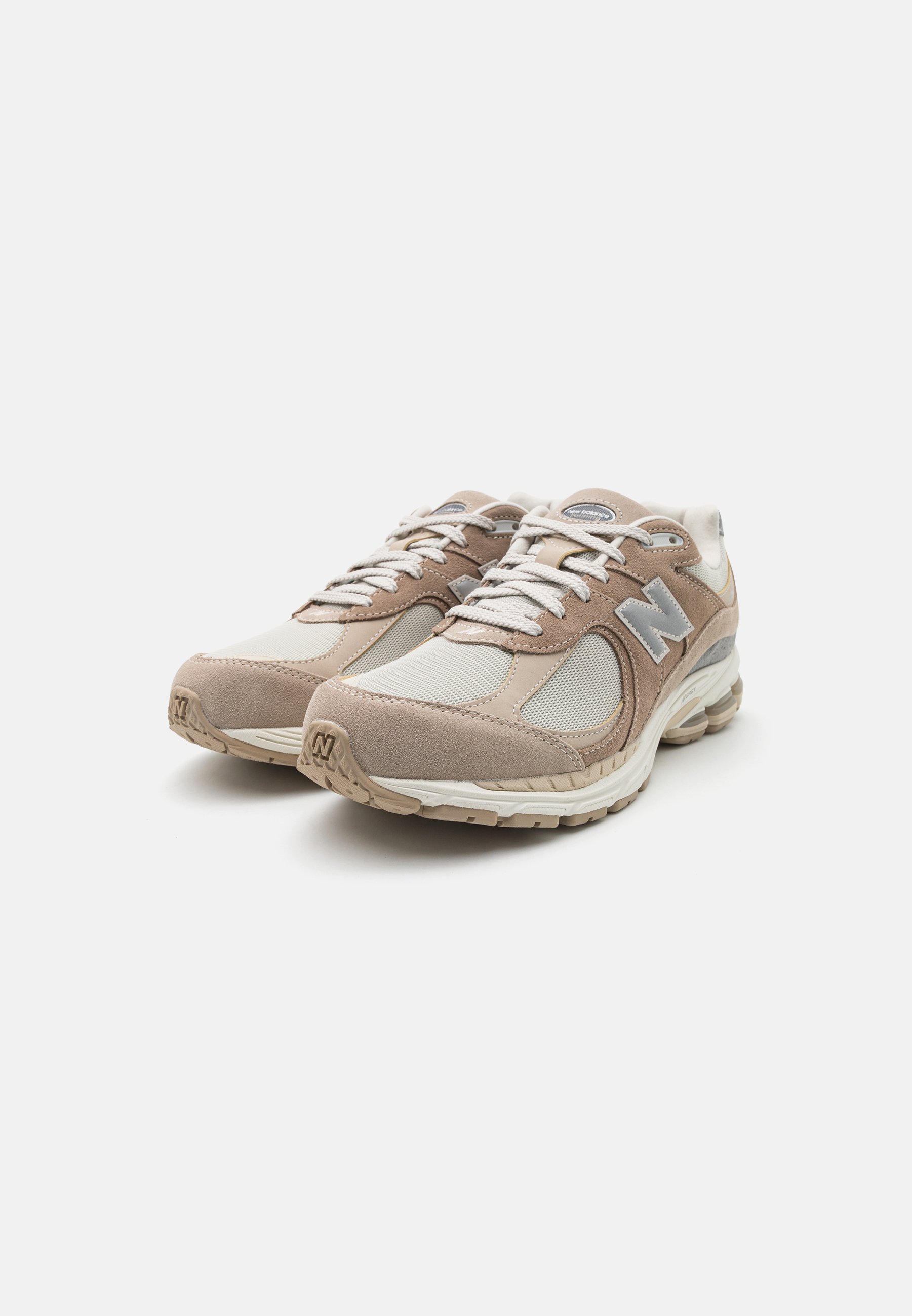 NB 2002 UNISEX - Trainers - driftwood/beige