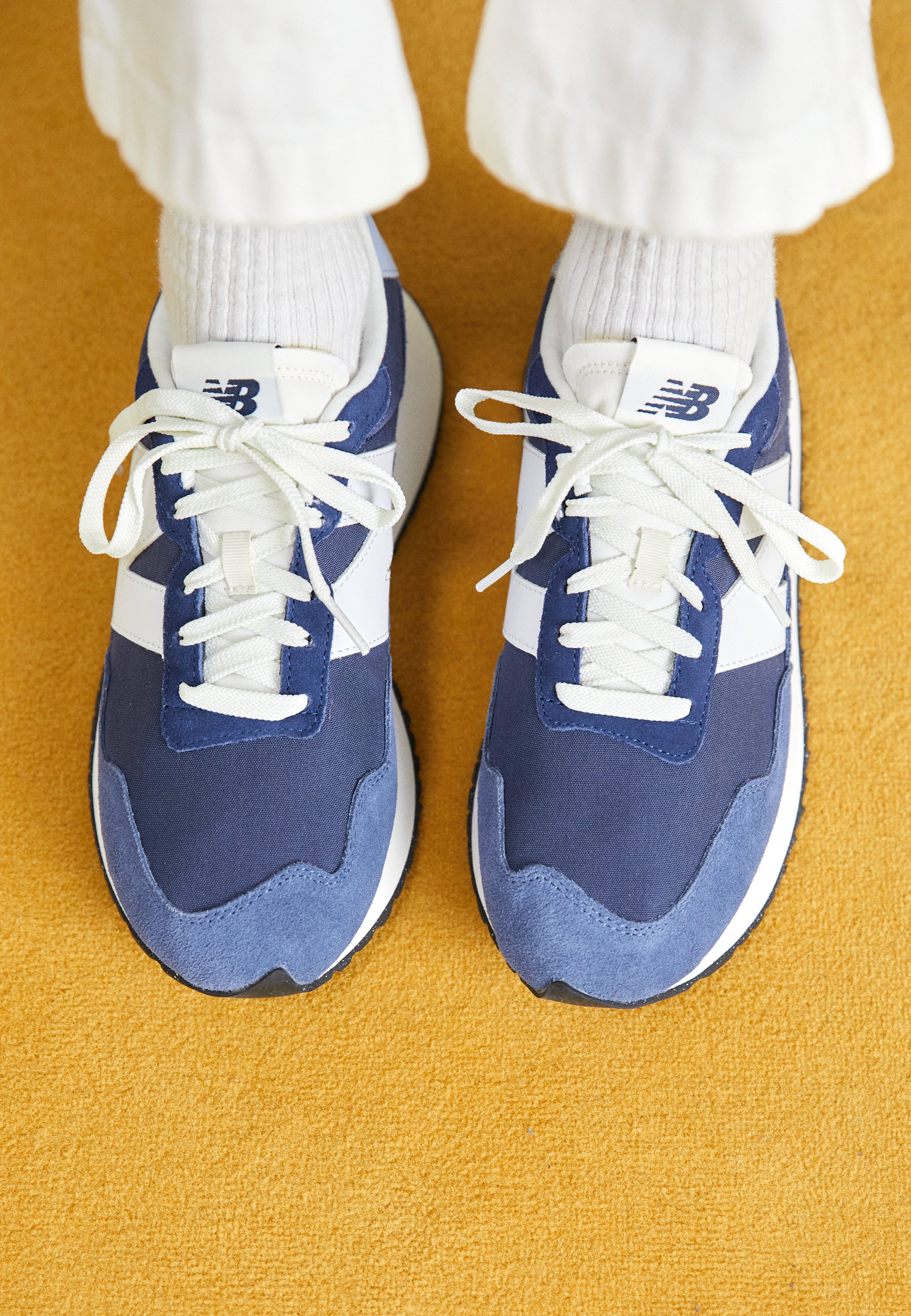 NB WS237 - Neutral running shoes - navy/dark blue