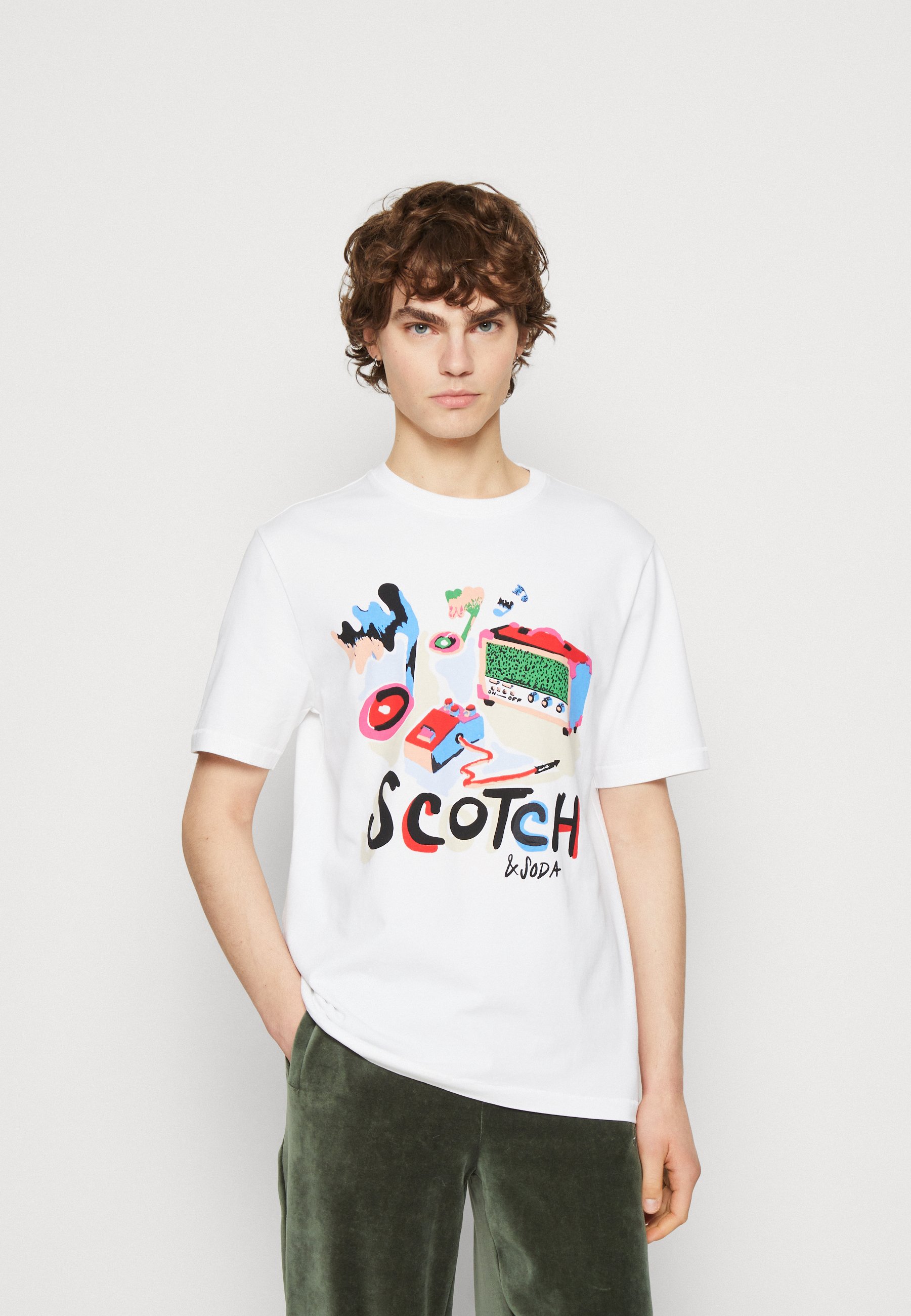 Scotch & Soda DAY TO NIGHT - Print T-shirt - white