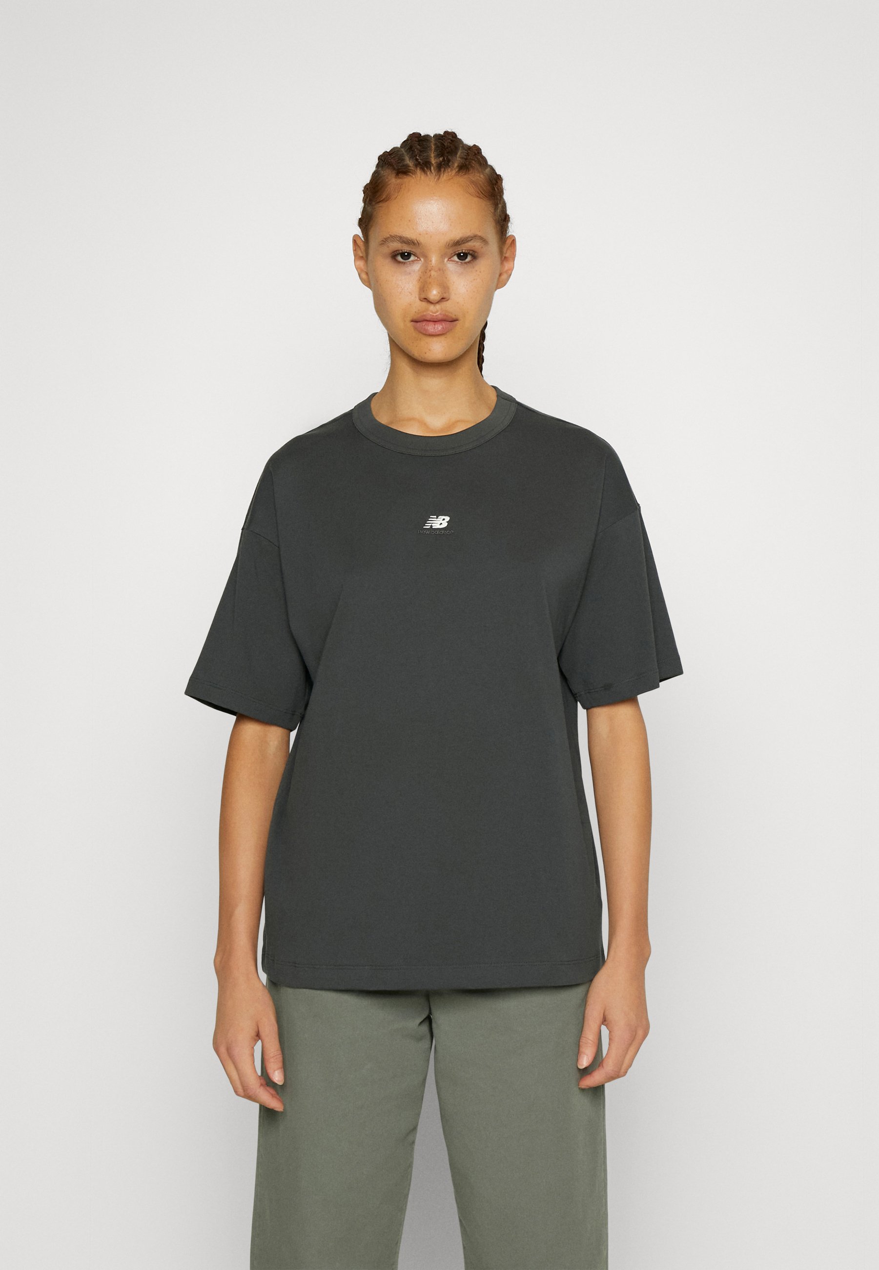 NB ATHLETICS OVERSIZED - Basic T-shirt - black