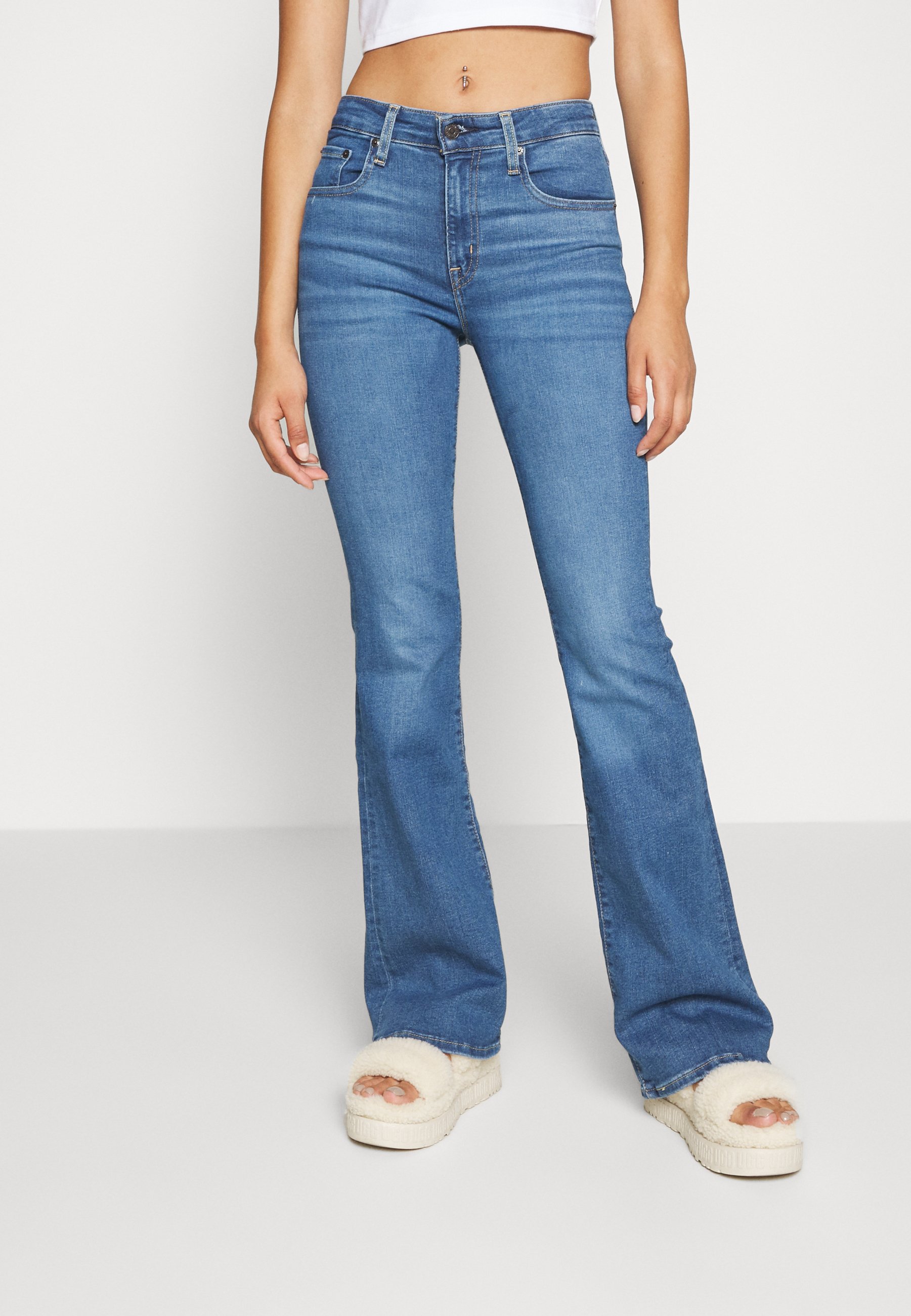 Levi's® 726™ HIGH RISE FLARE - Flared Jeans - blue denim/blue denim