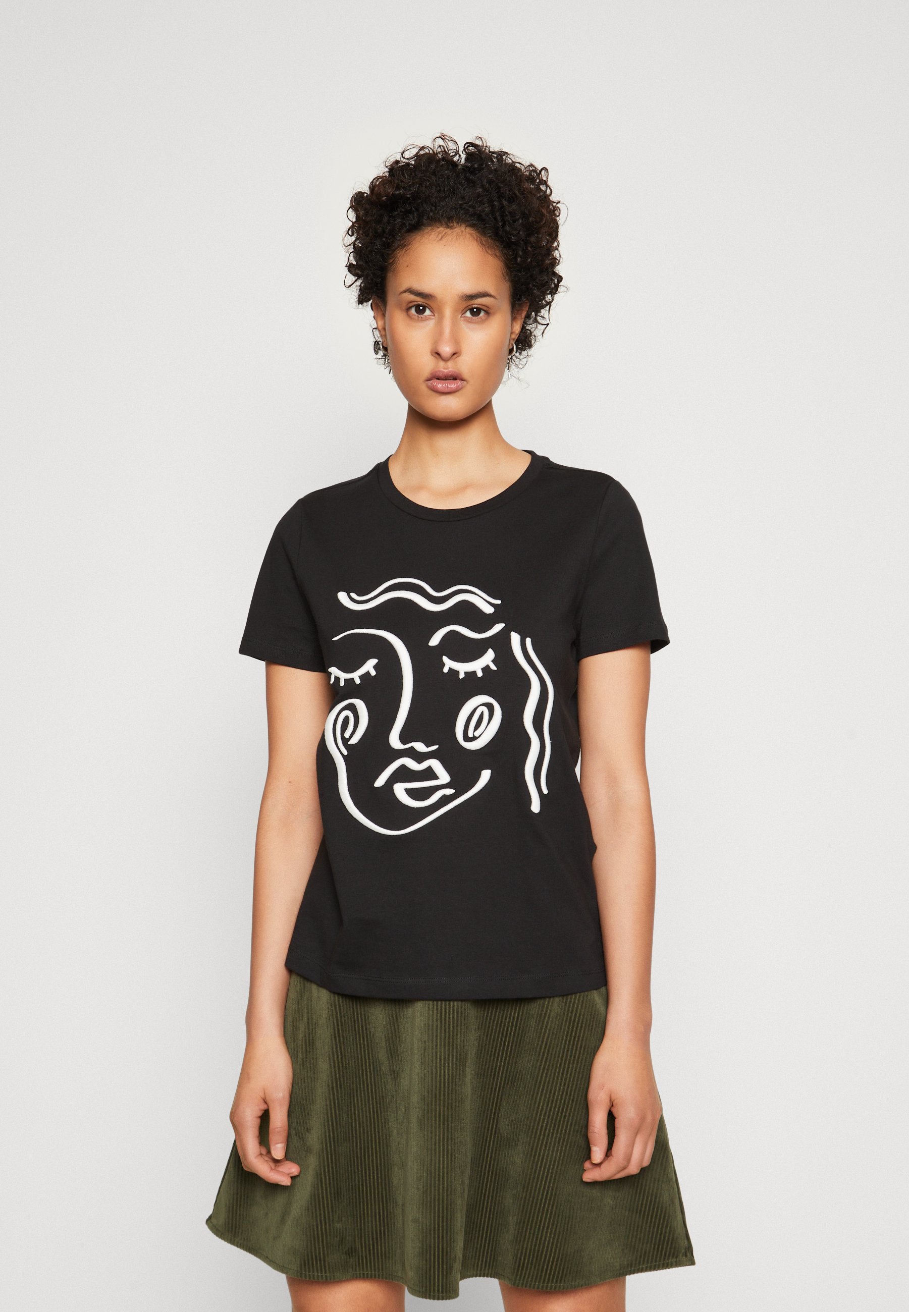 Vero Moda VMFRANCIS FACE BOX - Print T-shirt - black