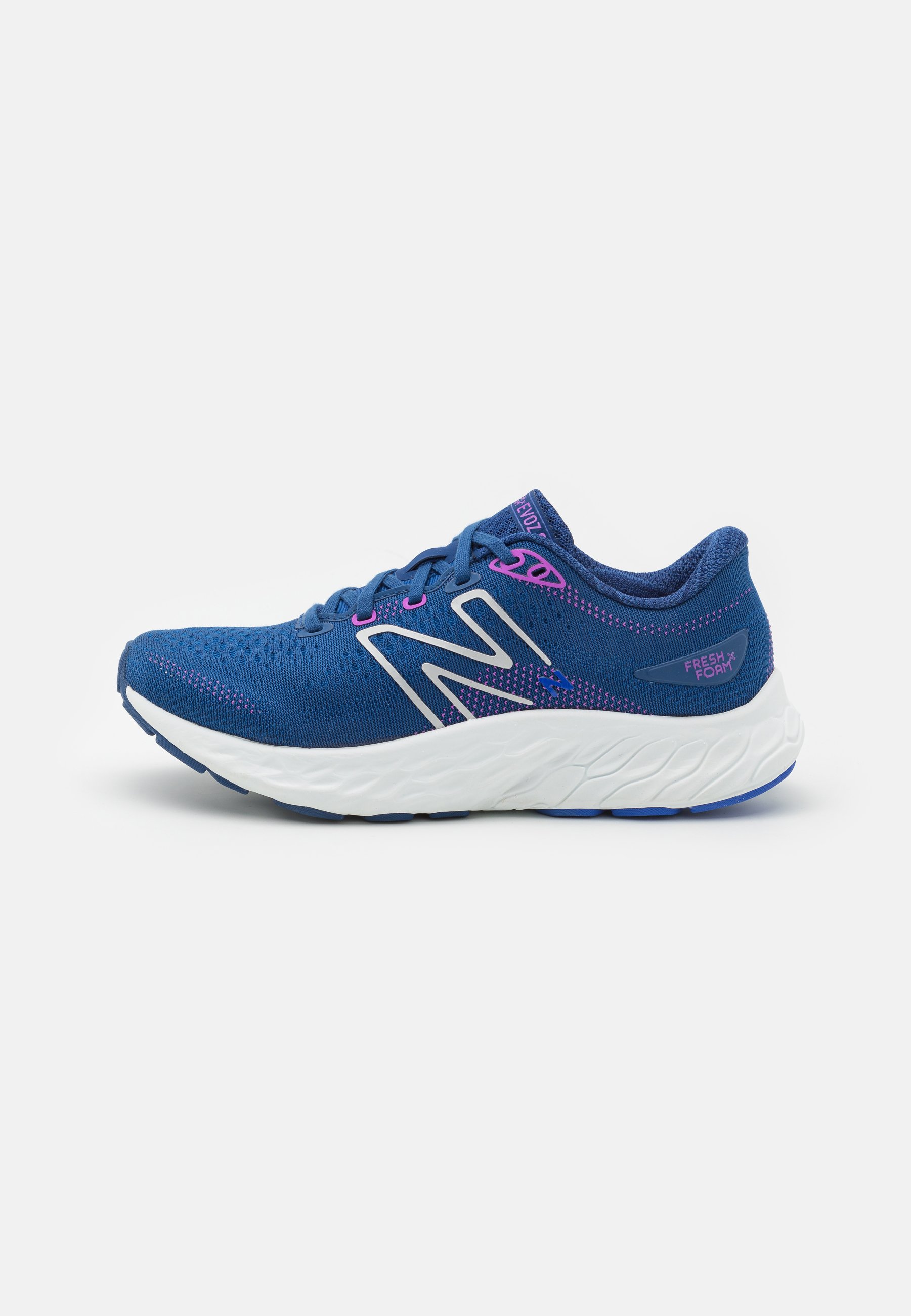 NB FRESH FOAM X EMBAR - Stabilty running shoes - night sky/dark blue