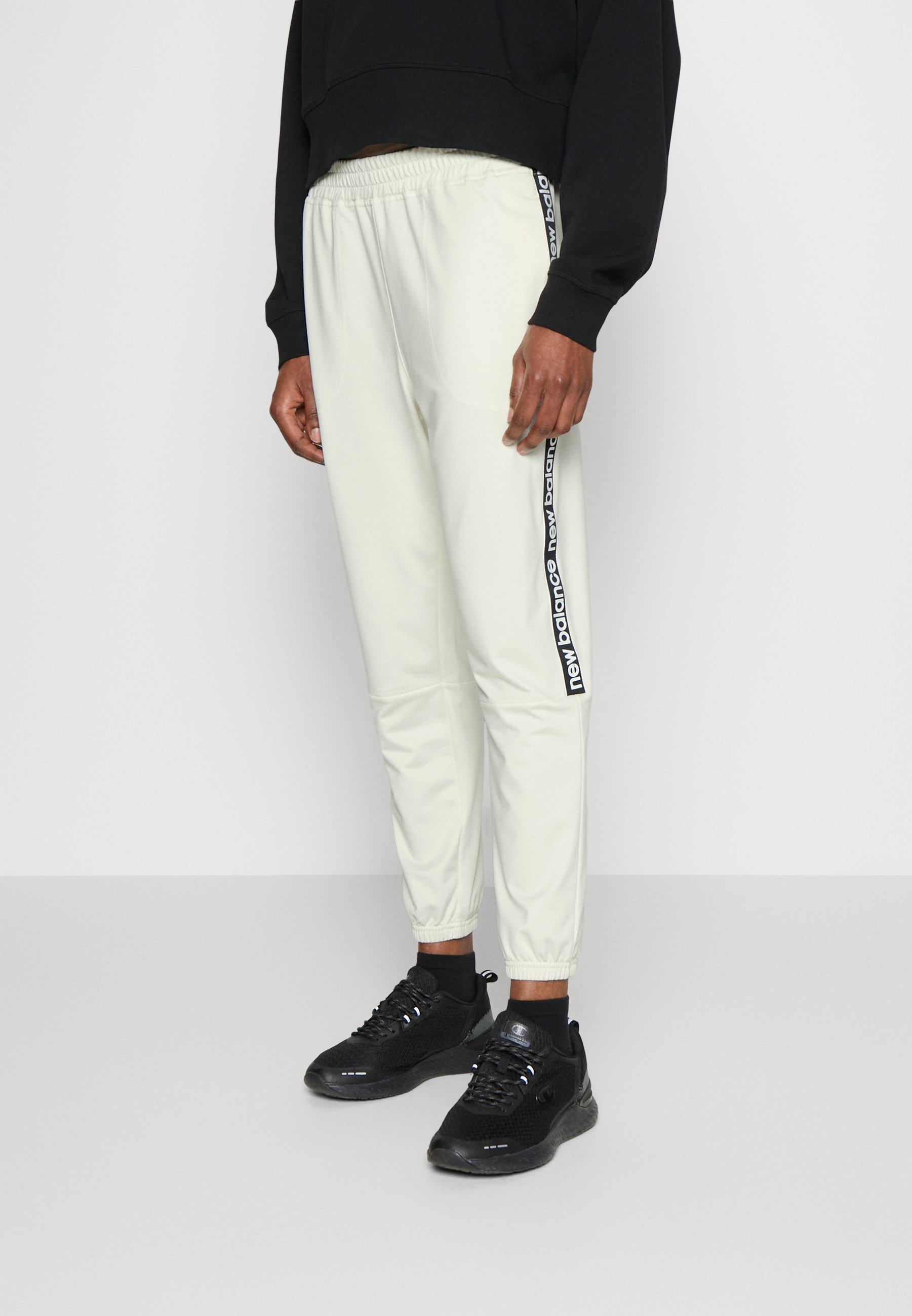 NB RELENTLESS JOGGER - Tracksuit bottoms - sea salt heather/off-white