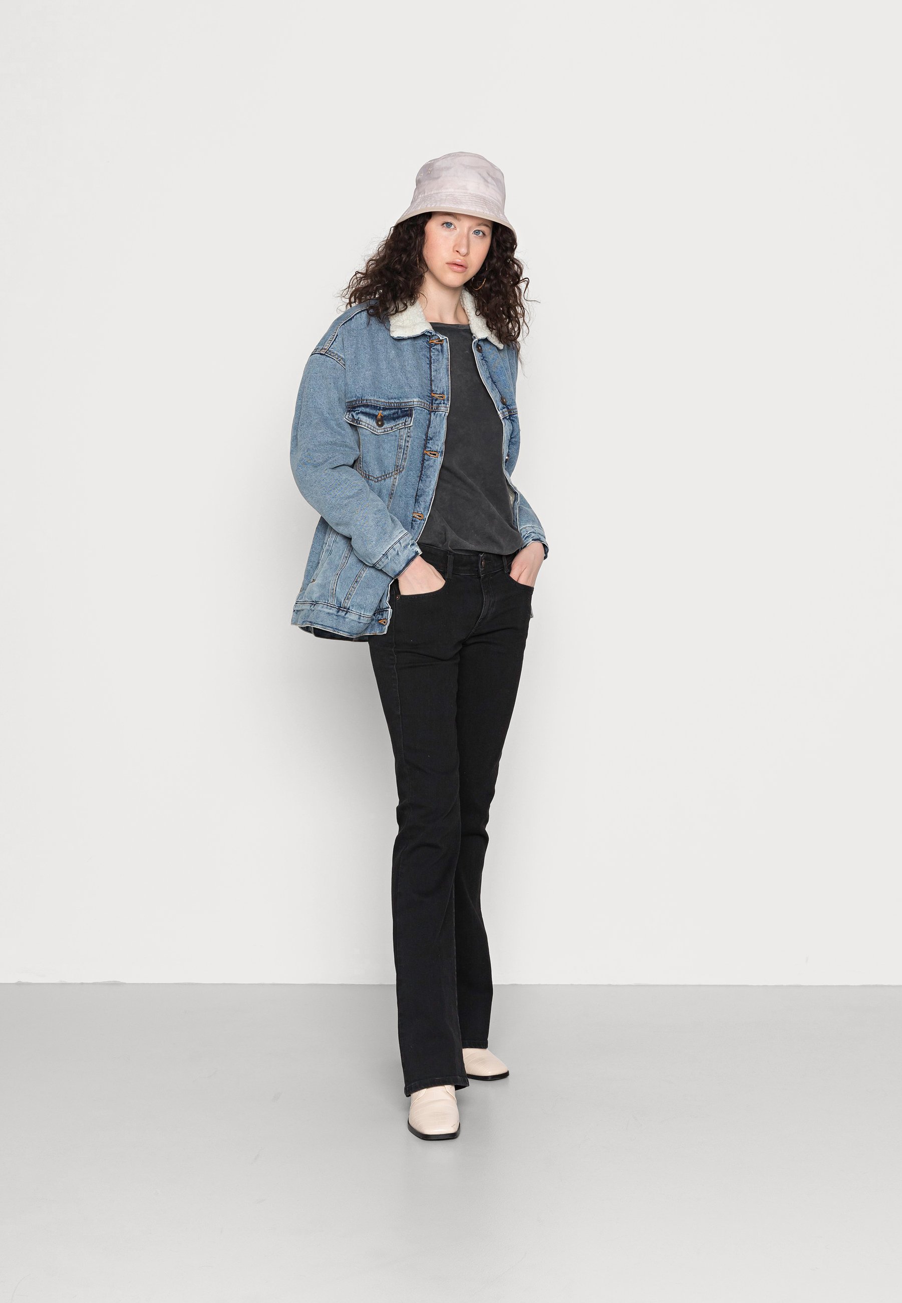 Diesel 1969 D-EBBEY DIESEL LIBRARY - Bootcut jeans - black/dark grey/black denim