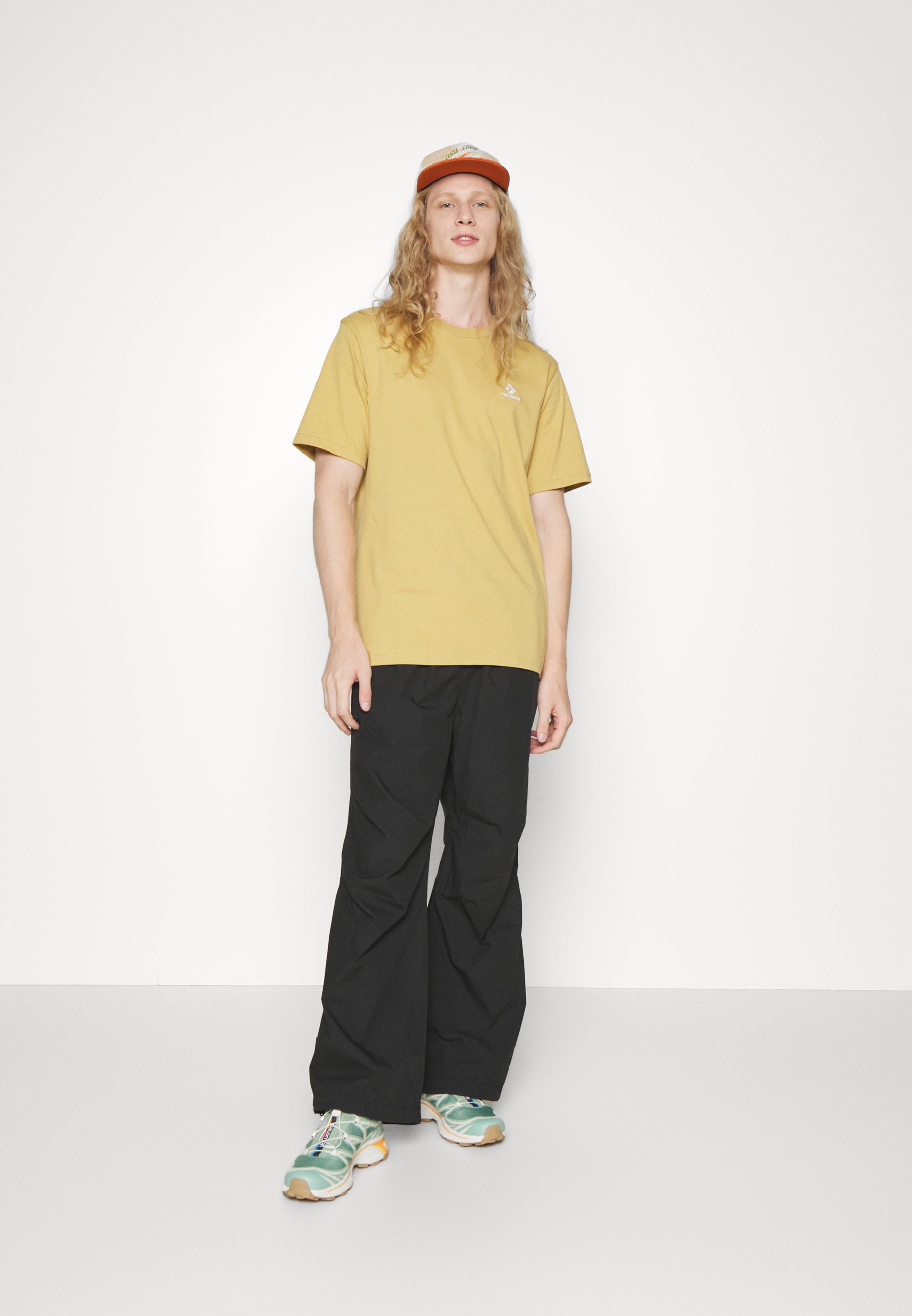 Converse GO TO EMBROIDERED STAR STANDARD FIT UNISEX - Basic T-shirt - dunescape/sand