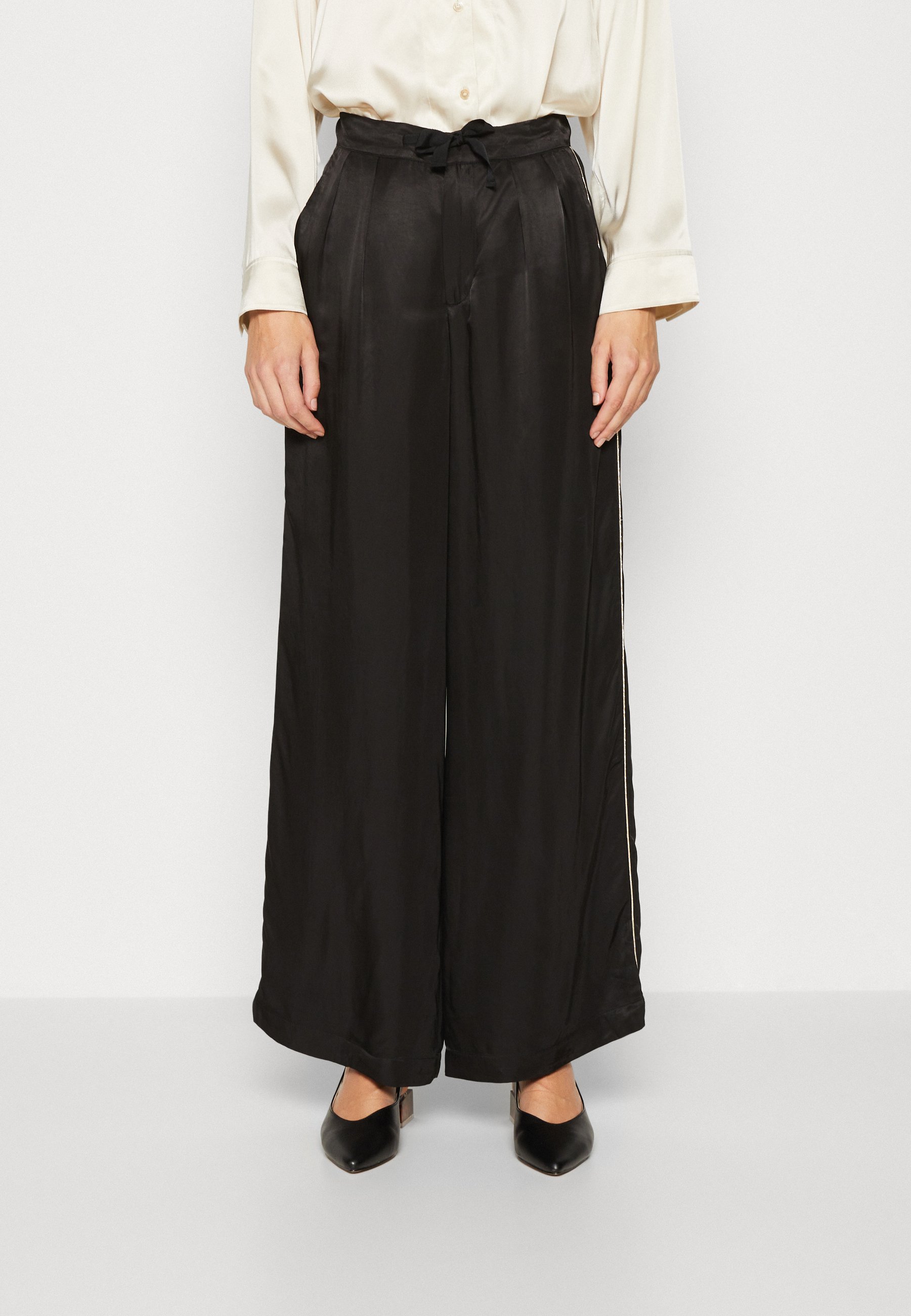 Scotch & Soda ELENI HIGH RISE WIDE LEG  OCCASION PANT - Trousers - evening black/black