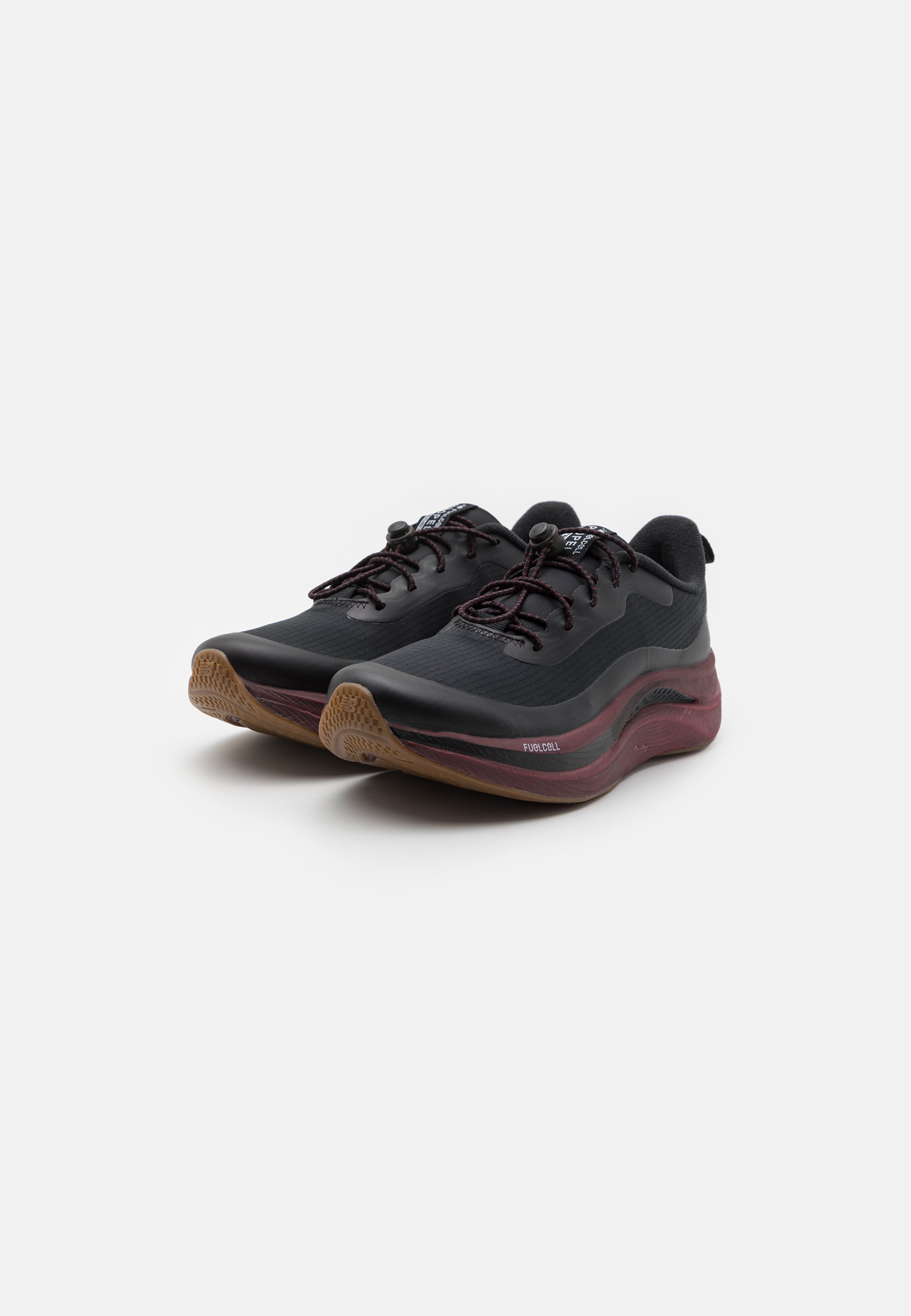 NB FUELCELL PROPEL V4 PERMAFROST - Neutral running shoes - black/black