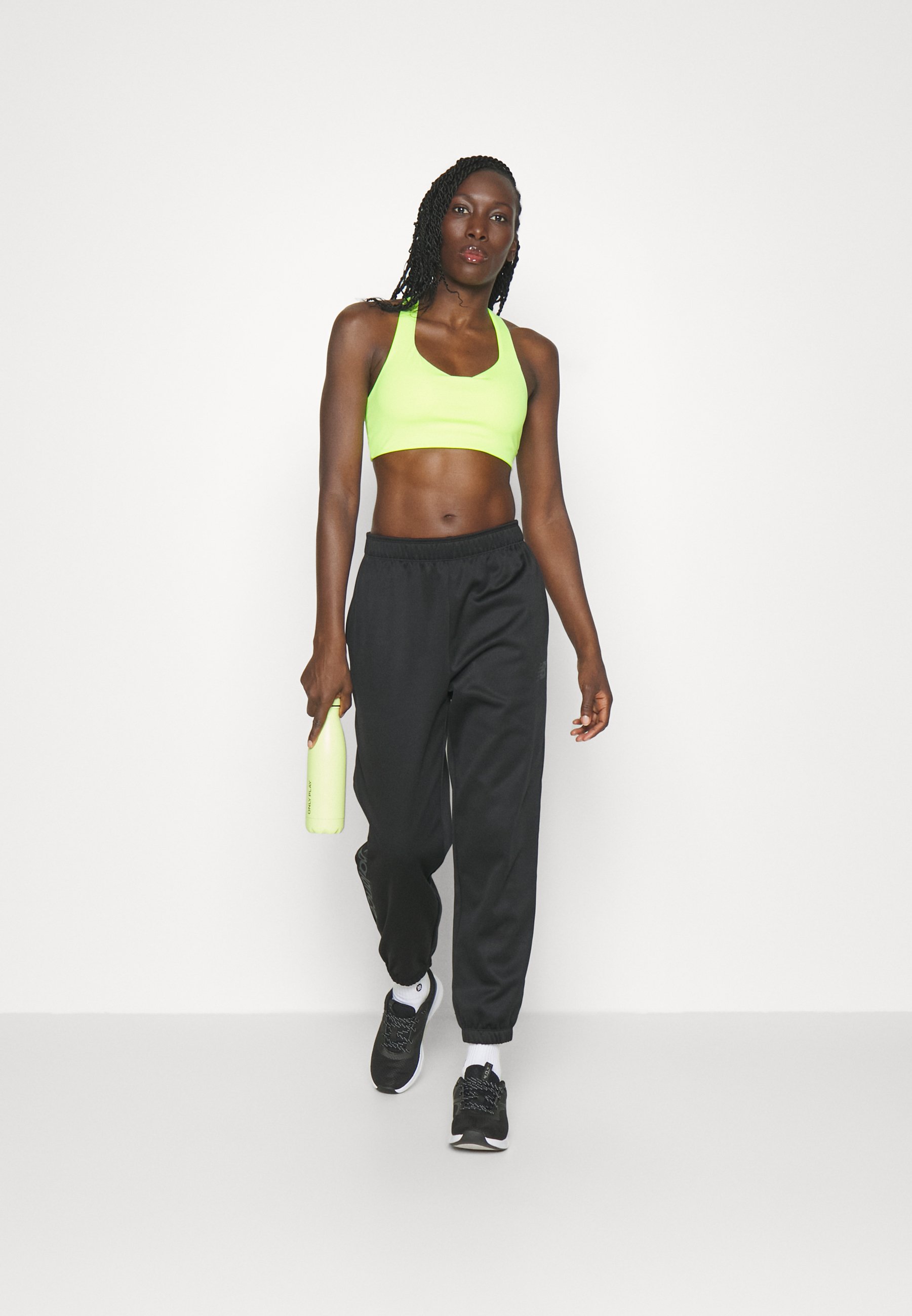 NB RELENTLESS PERFORMANCE  - Tracksuit bottoms - black