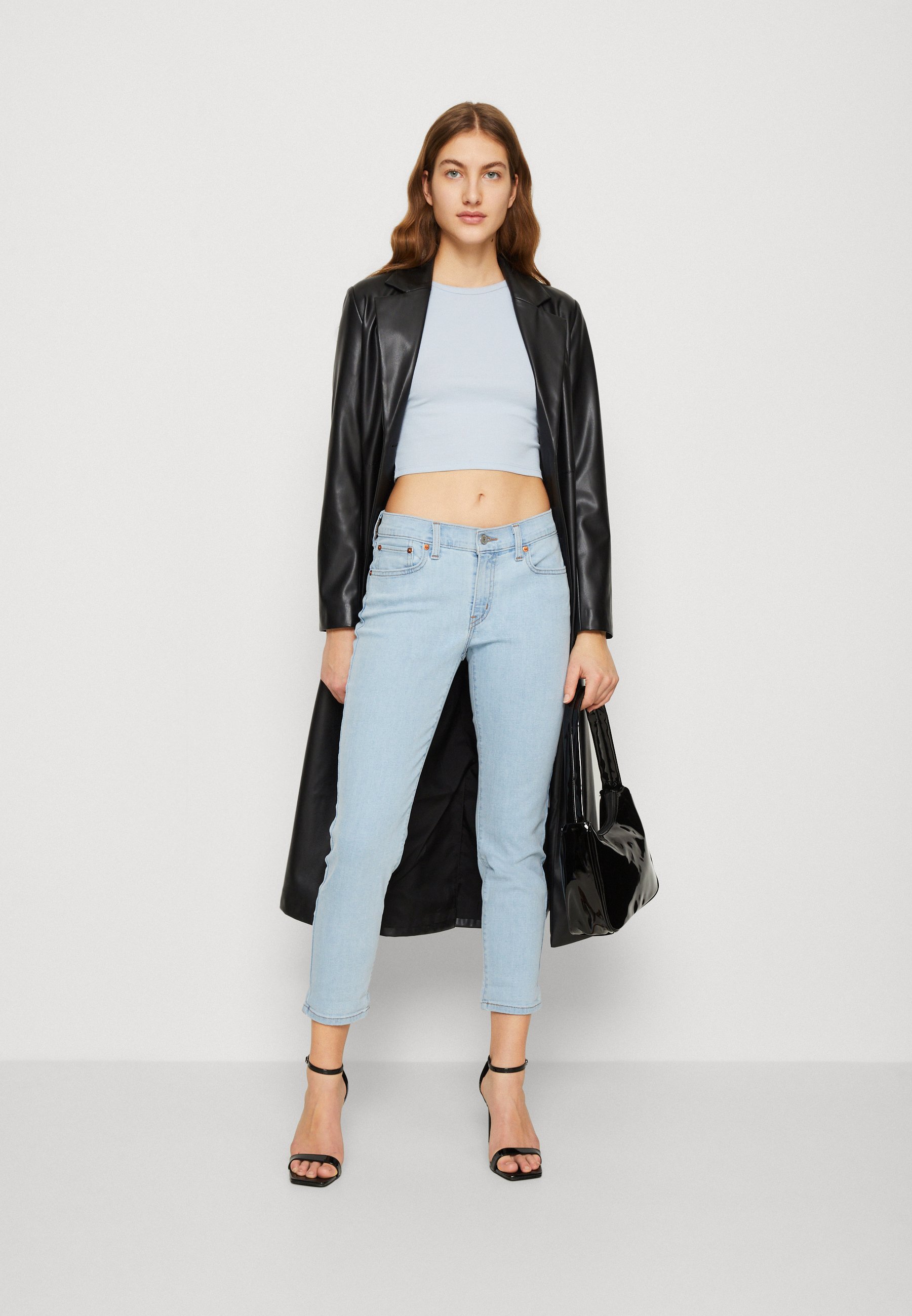 Levi's® MID RISE BOYFRIEND - Slim fit jeans - lapis outsider clean hem/light-blue denim
