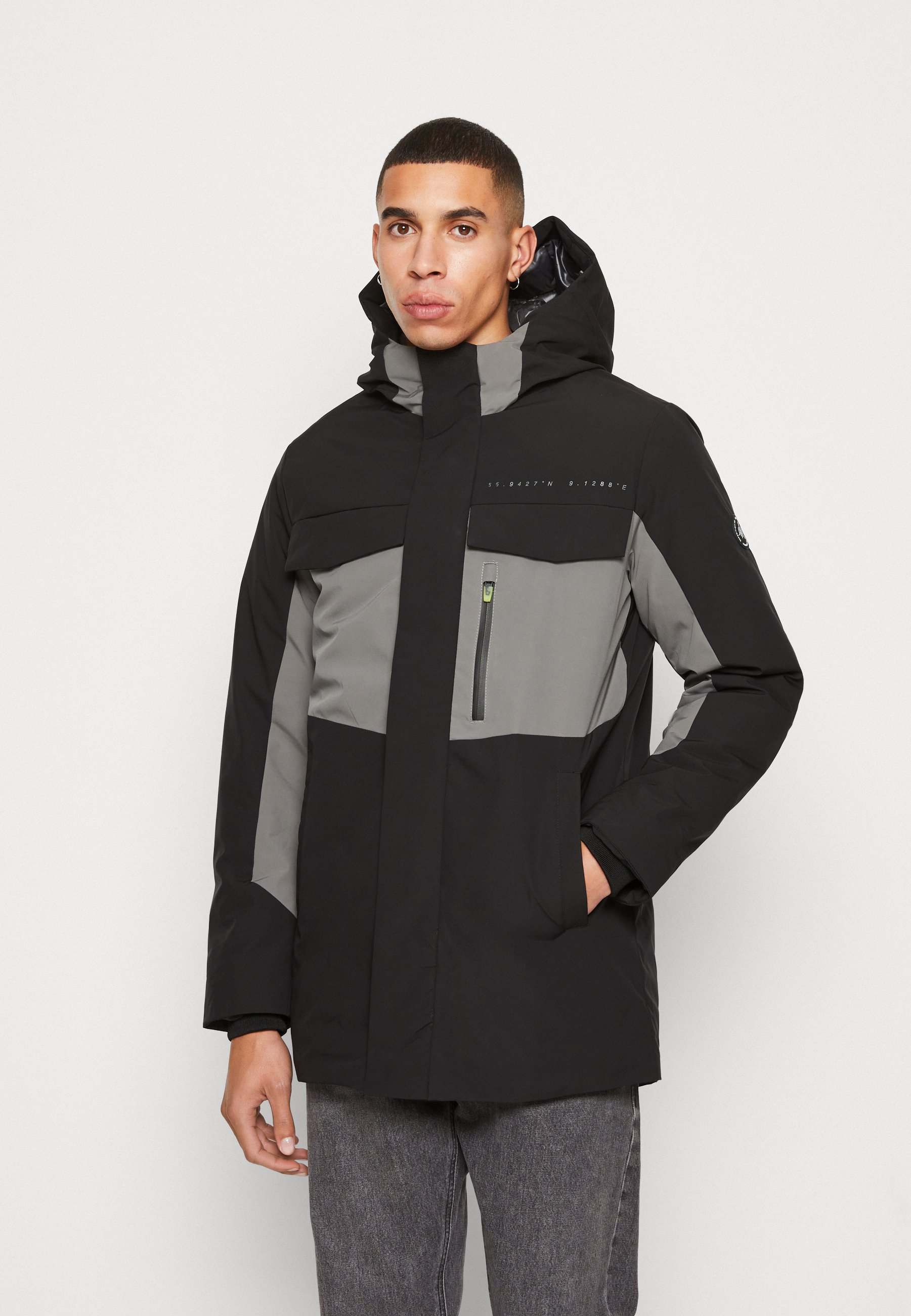 Jack &Jones JCOFRIDAY PARKA - Winter coat - black
