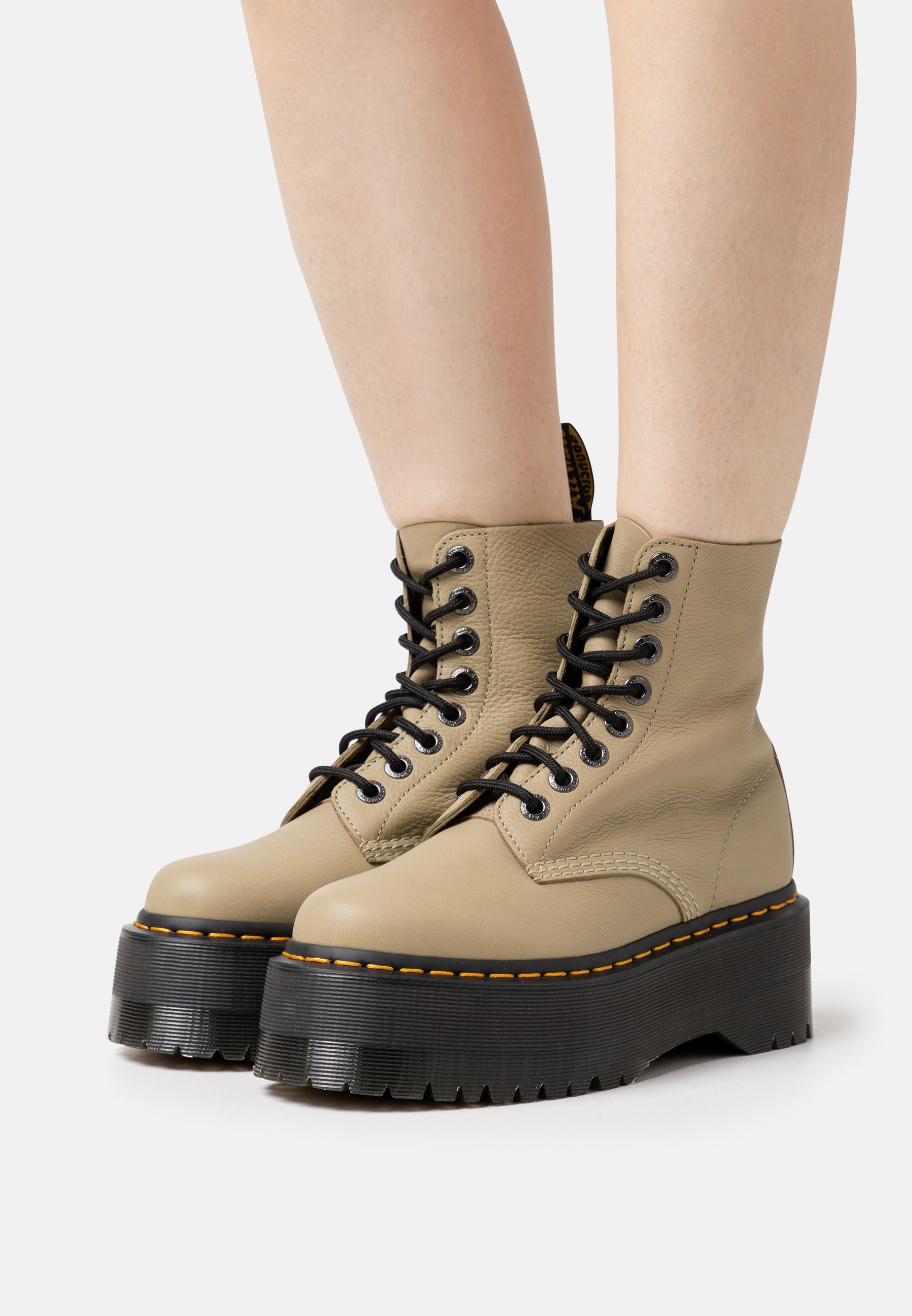 Dr. Martens 1460 PASCAL MAX - Platform ankle boots - pale olive pisa/khaki