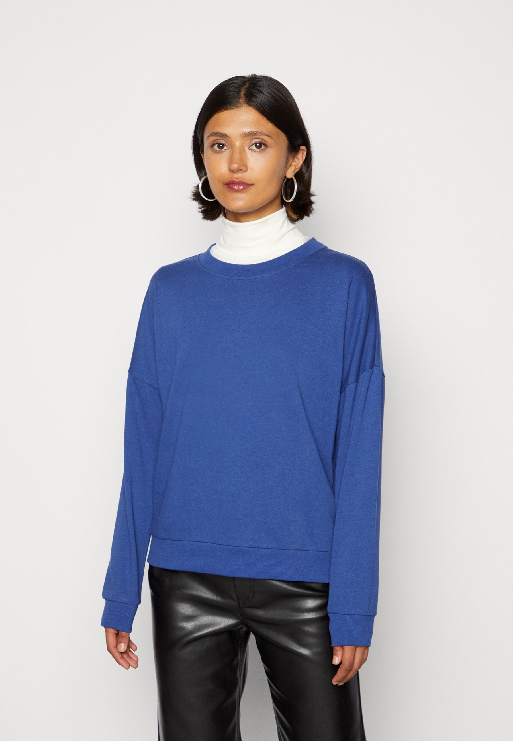 Vero Moda VMOCTAVIA LS JRS NOOS - Sweatshirt - sodalite blue/royal blue