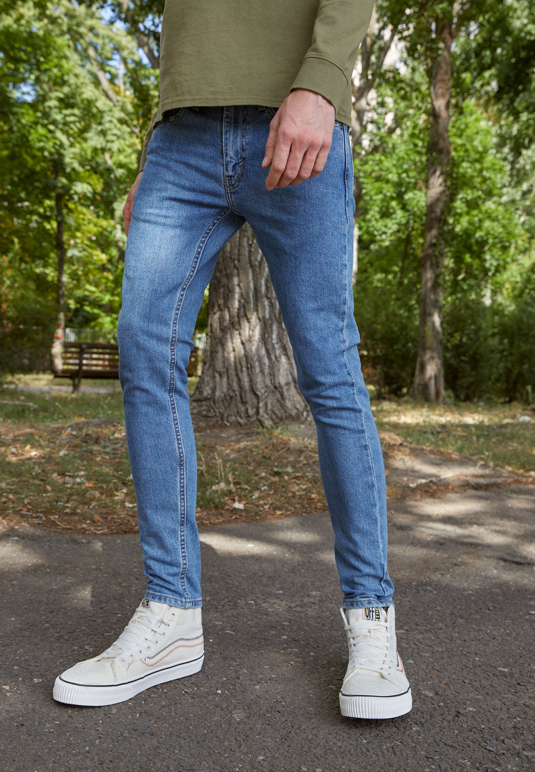 Levi's® 519™ EXT SKINNY HI BALL - Jeans Skinny Fit - wolf light/blue