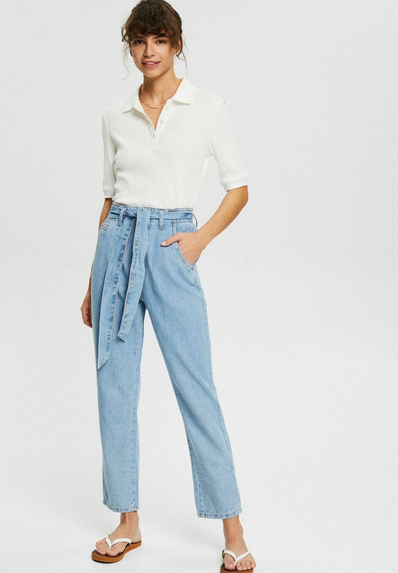 Esprit PAPERBAG - Straight leg jeans - blue medium washed/metallic blue