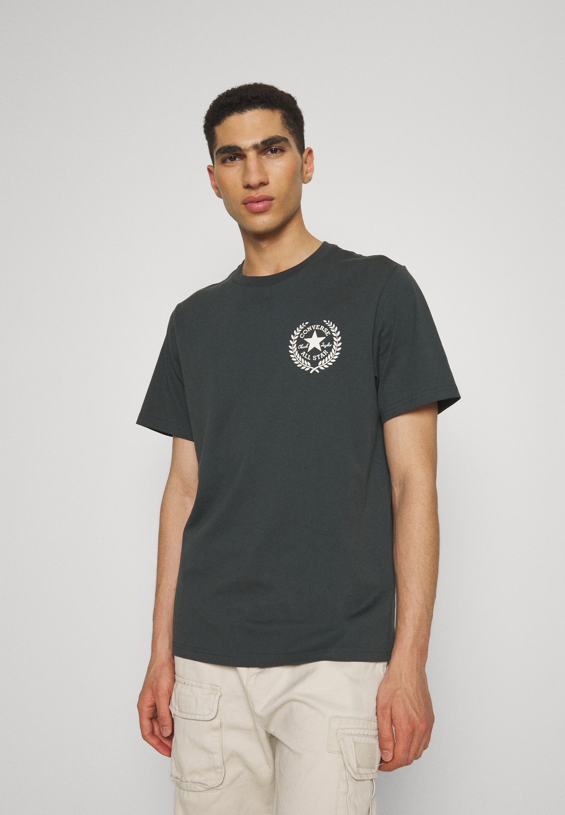 Converse CHUCK RETRO GRAPHIC TEE UNISEX - Basic T-shirt - secret pines/dark green