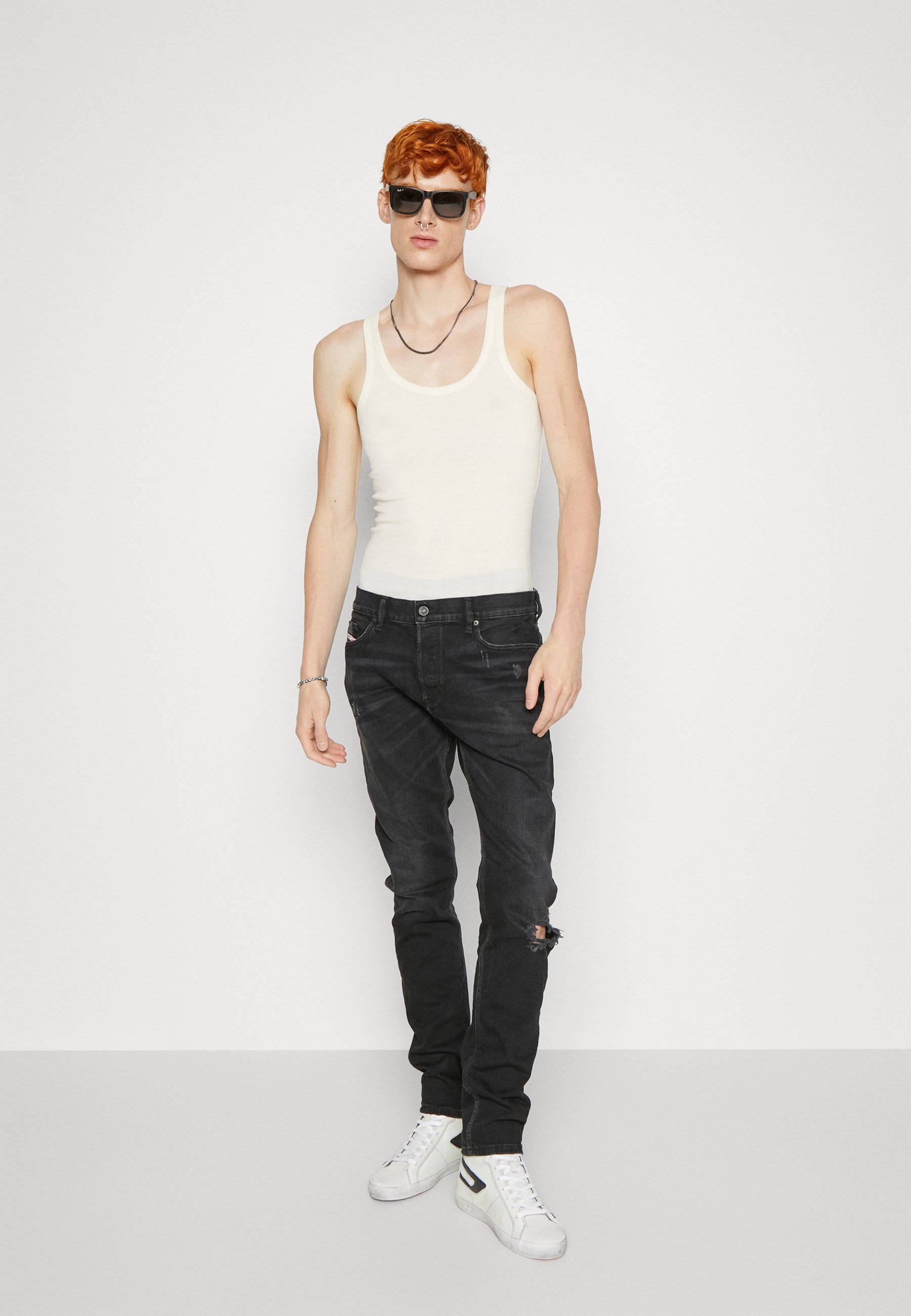 Diesel TEPPHAR-X - Straight leg jeans - black denim