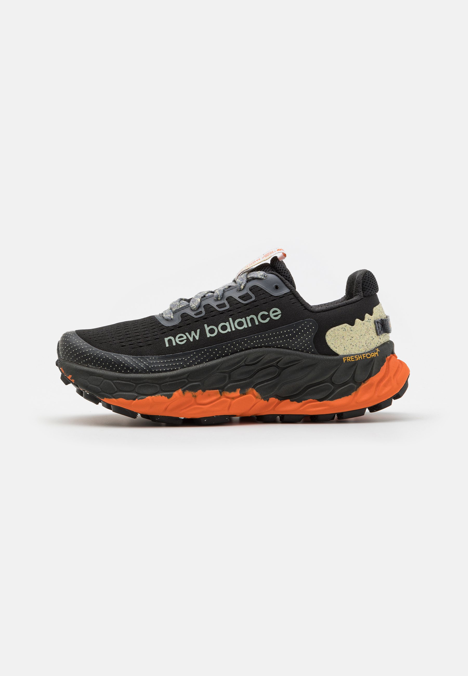 NB FRESH FOAM X MORE TRAIL V3 - Trail running shoes - black