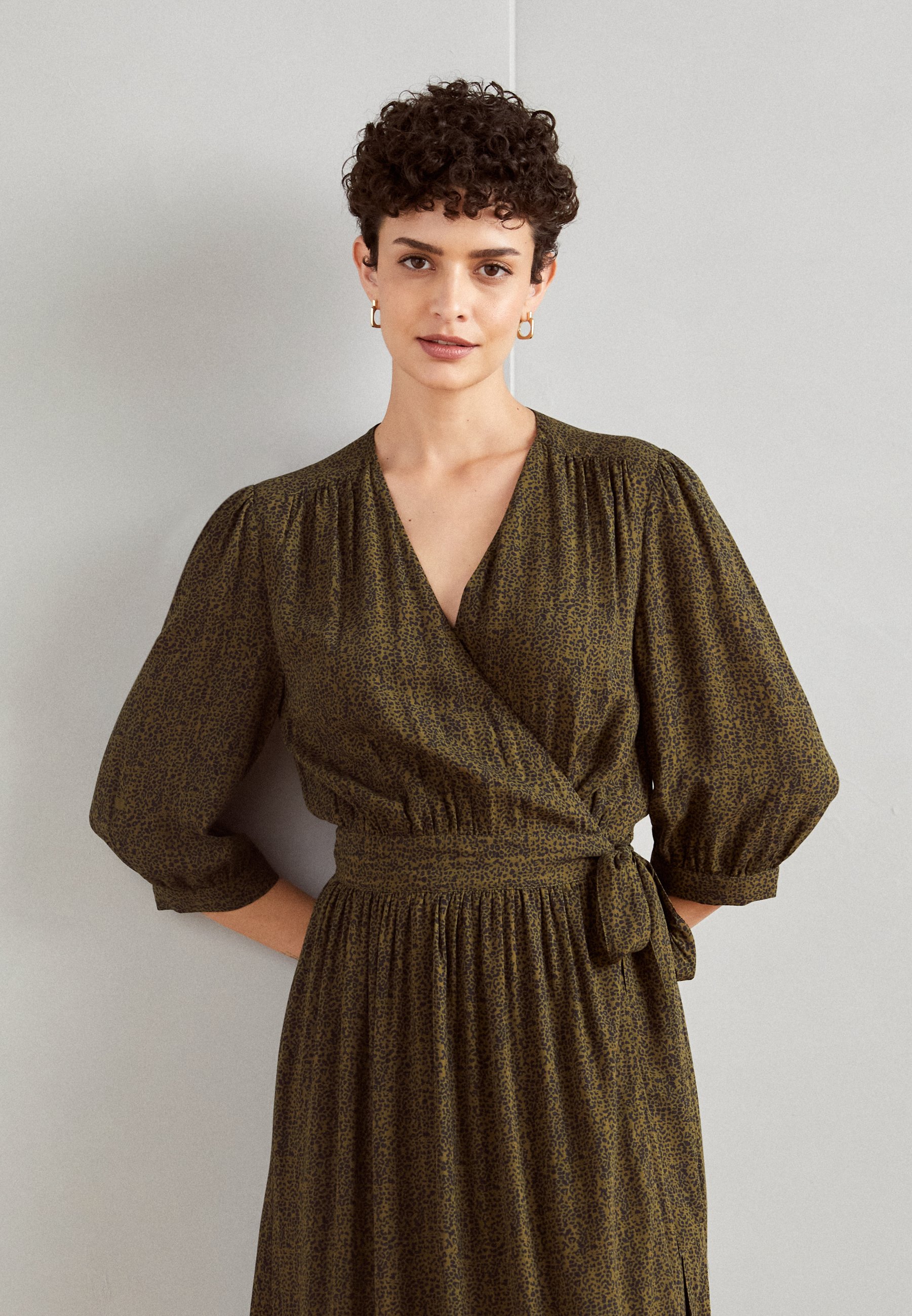 Scotch & Soda MIDI WRAP DRESS - Day dress - green/multi-coloured