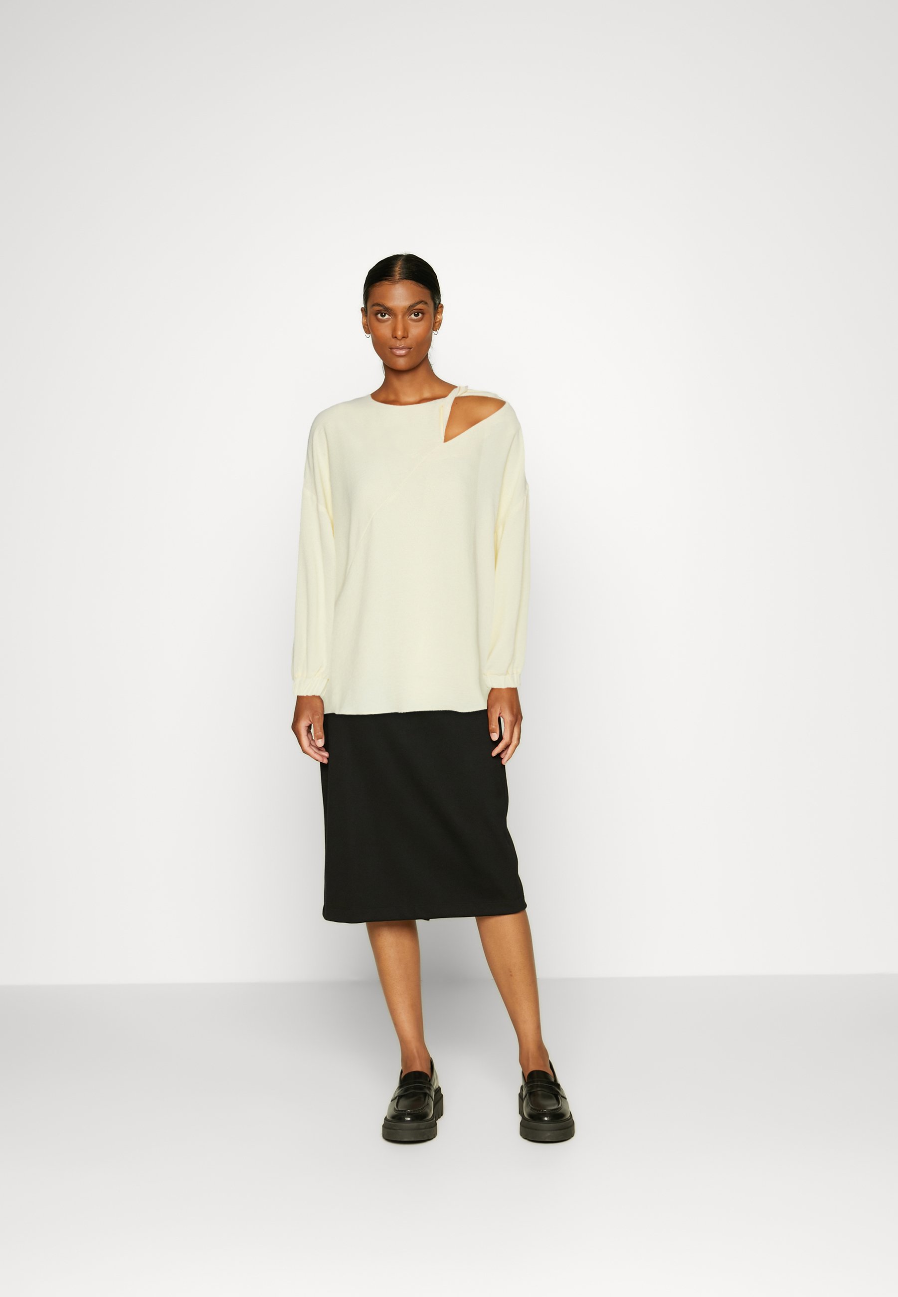 Esprit SG TWIST CUTOUT BL - Blouse - ice/off-white