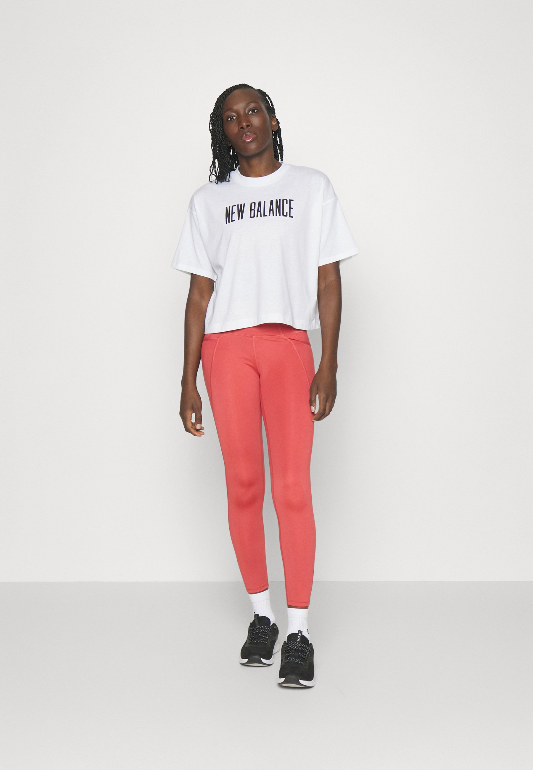 NB RELENTLESS HEATHERTECH - Print T-shirt - white (100)/white