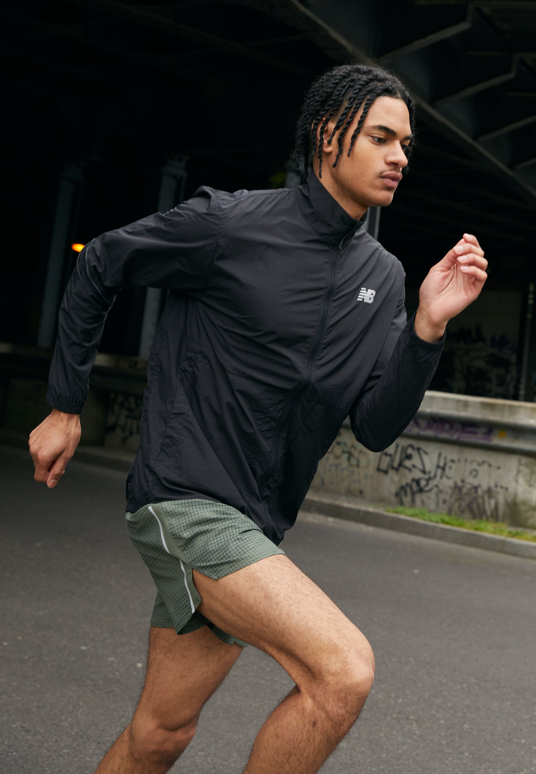 NB IMPACT RUN JACKET - Running jacket - black