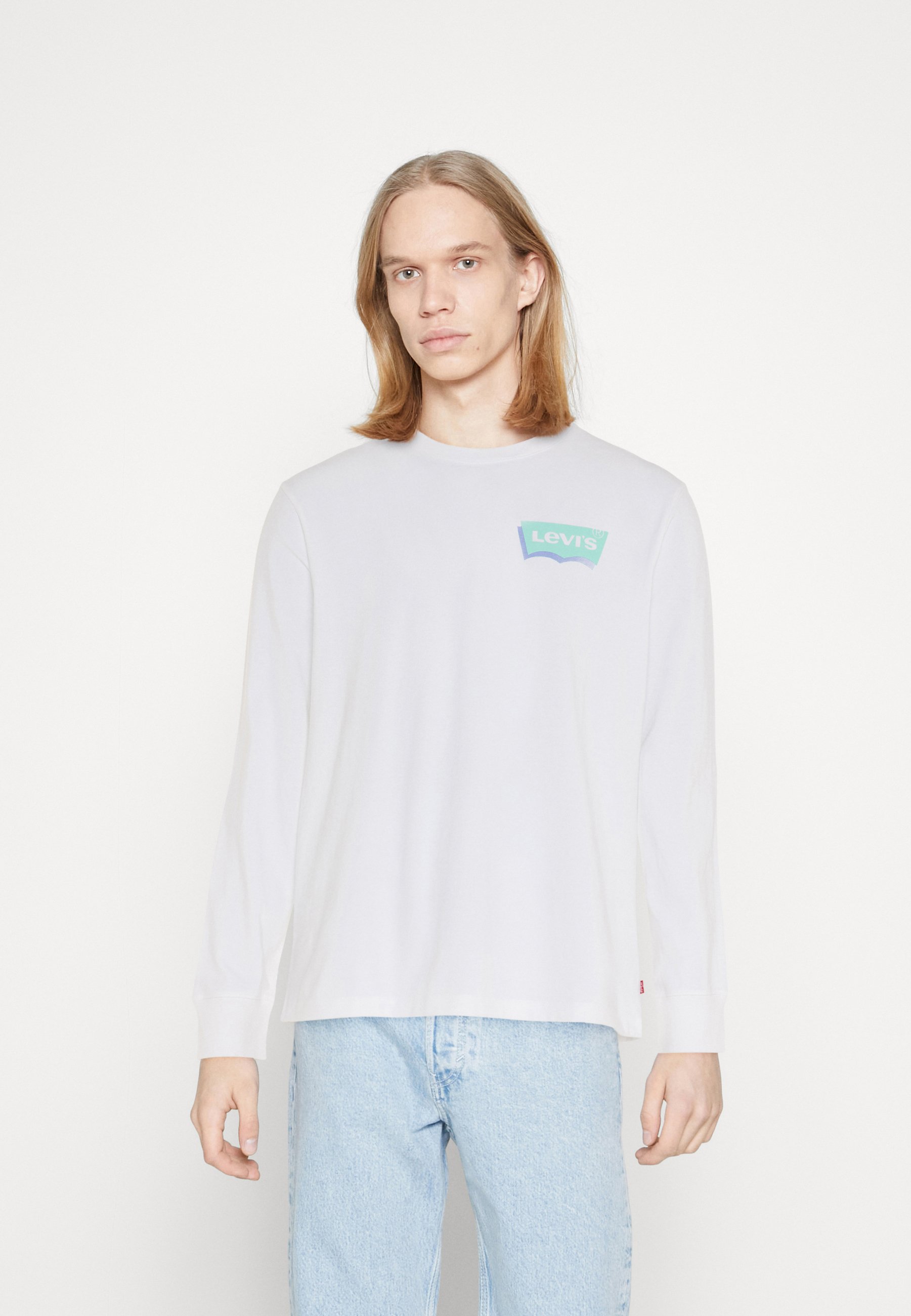 Levi's® RELAXED GRAPHIC TEE - Long sleeved top - white/off-white/white