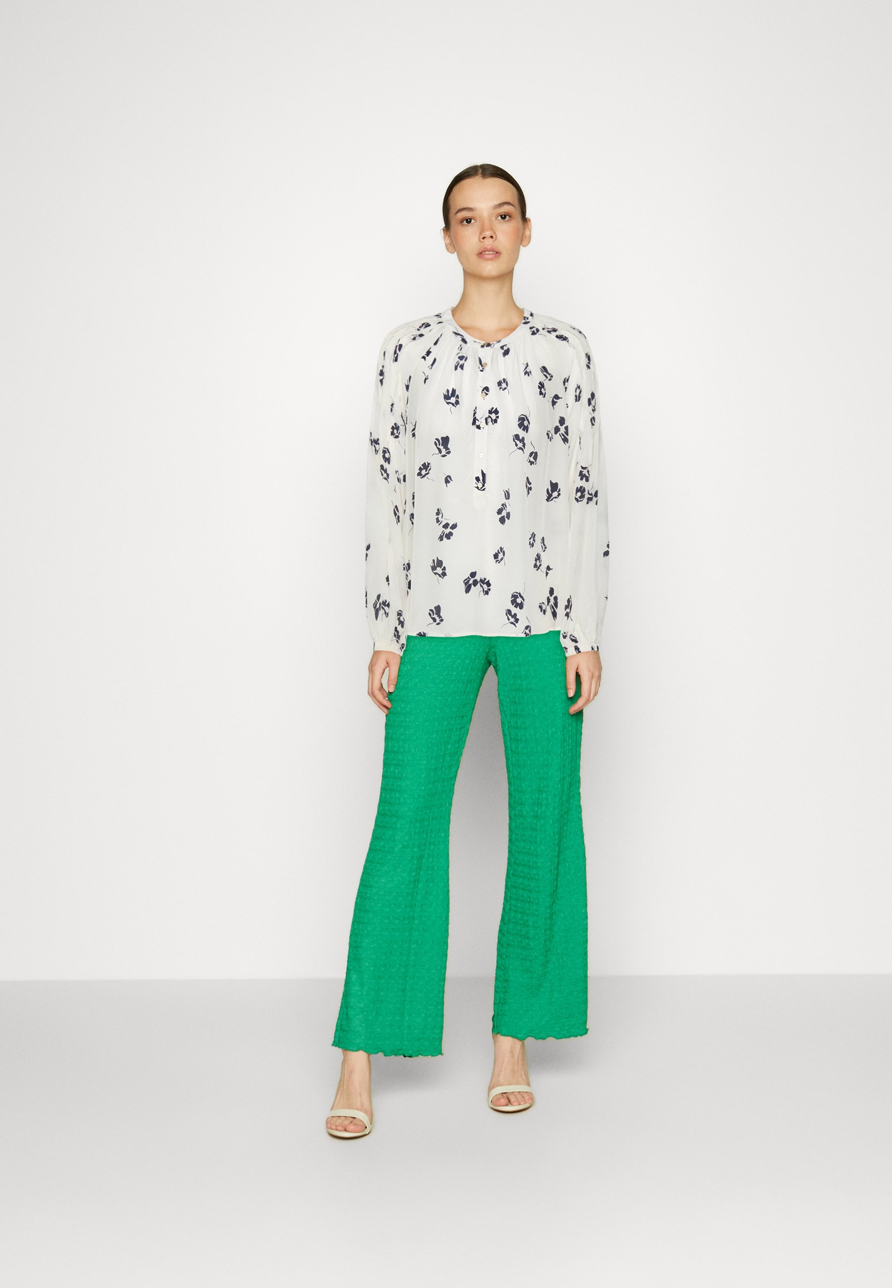Scotch & Soda POPOVER WITH PINTUCK SLEEVE - Blouse - white