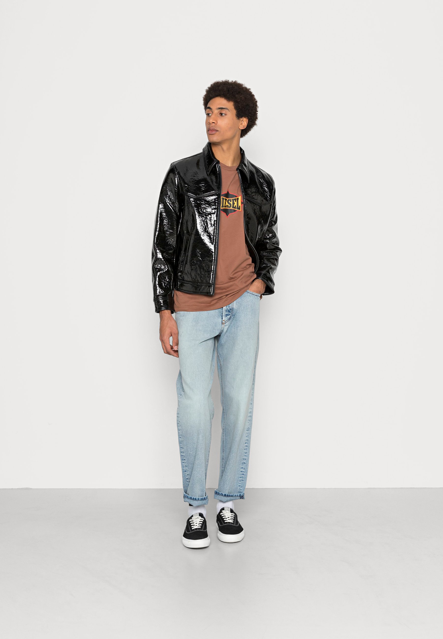 Diesel 2010 - Relaxed fit jeans - 09c14 01/light-blue denim